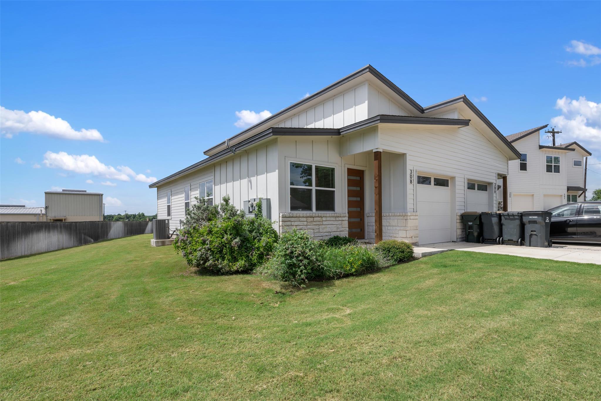 308 E 19th 1/2 St # 308, Georgetown, TX 78626