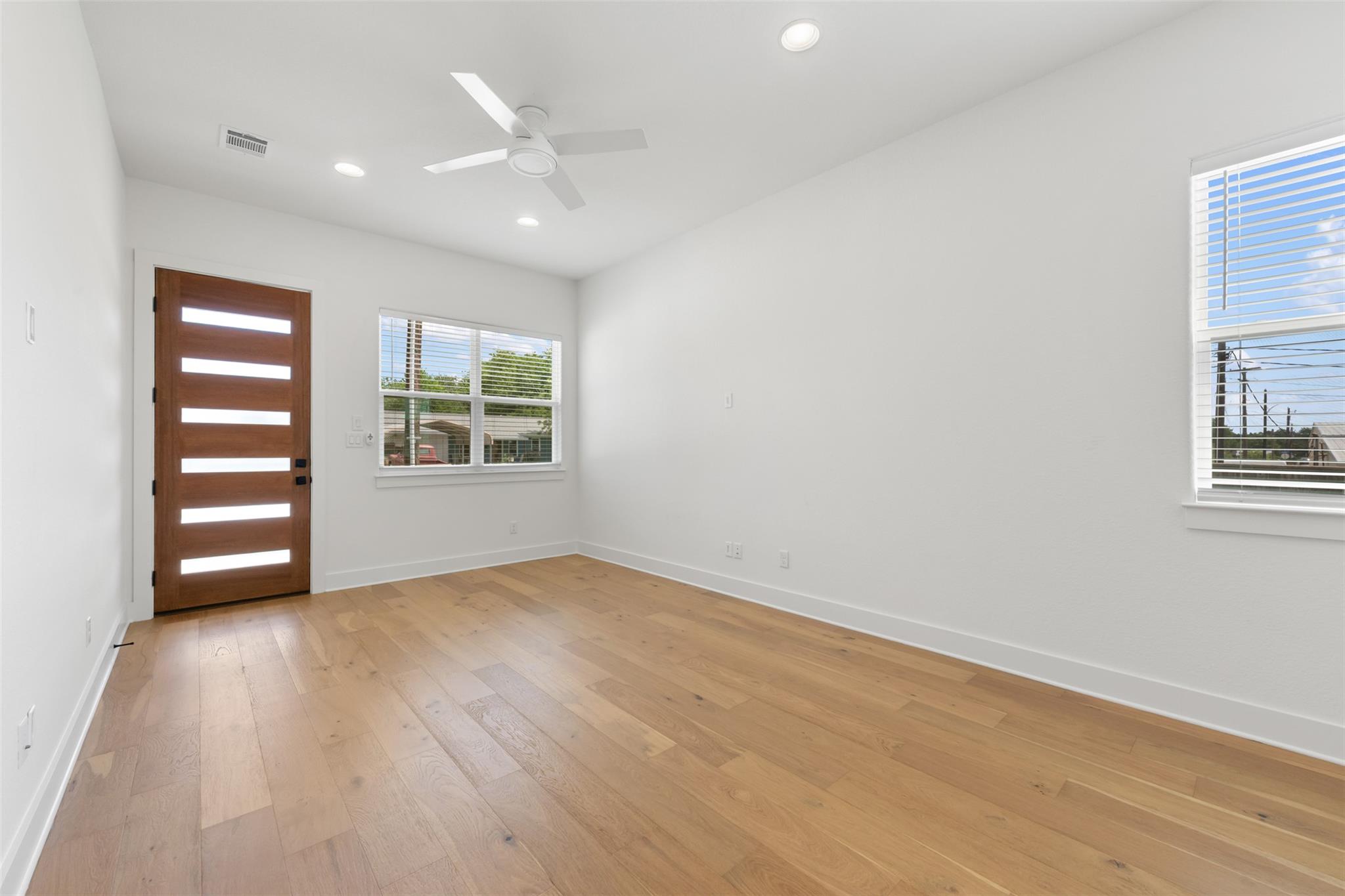 308 E 19th 1/2 St # 308, Georgetown, TX 78626