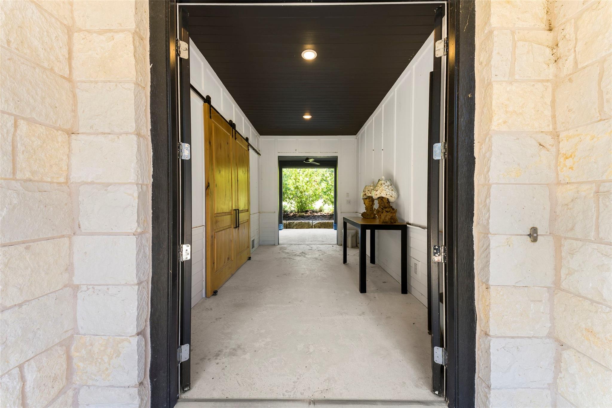 19213 Lost Tree Blvd, Spicewood, TX 78669