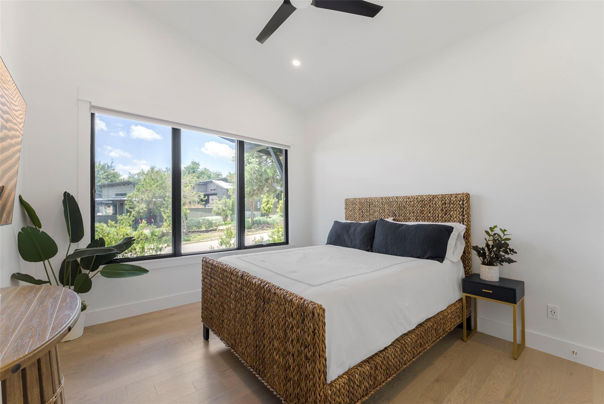 19213 Lost Tree Blvd, Spicewood, TX 78669