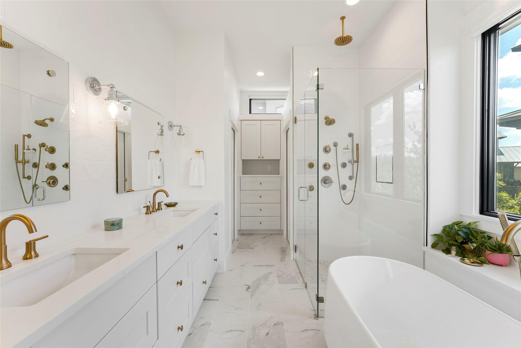 19213 Lost Tree Blvd, Spicewood, TX 78669