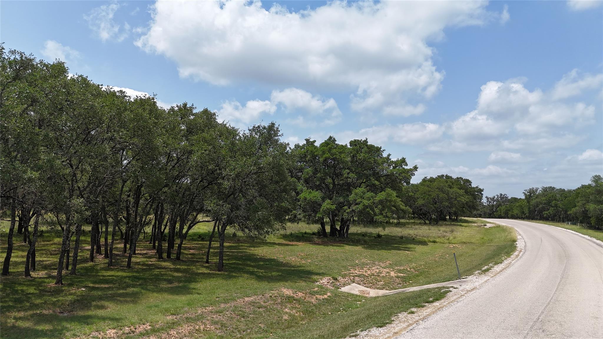 2412 PALOMINO SPGS, Bandera, TX 78003