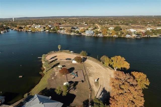 111 E Mesquite Dr, Granite Shoals, TX 78654
