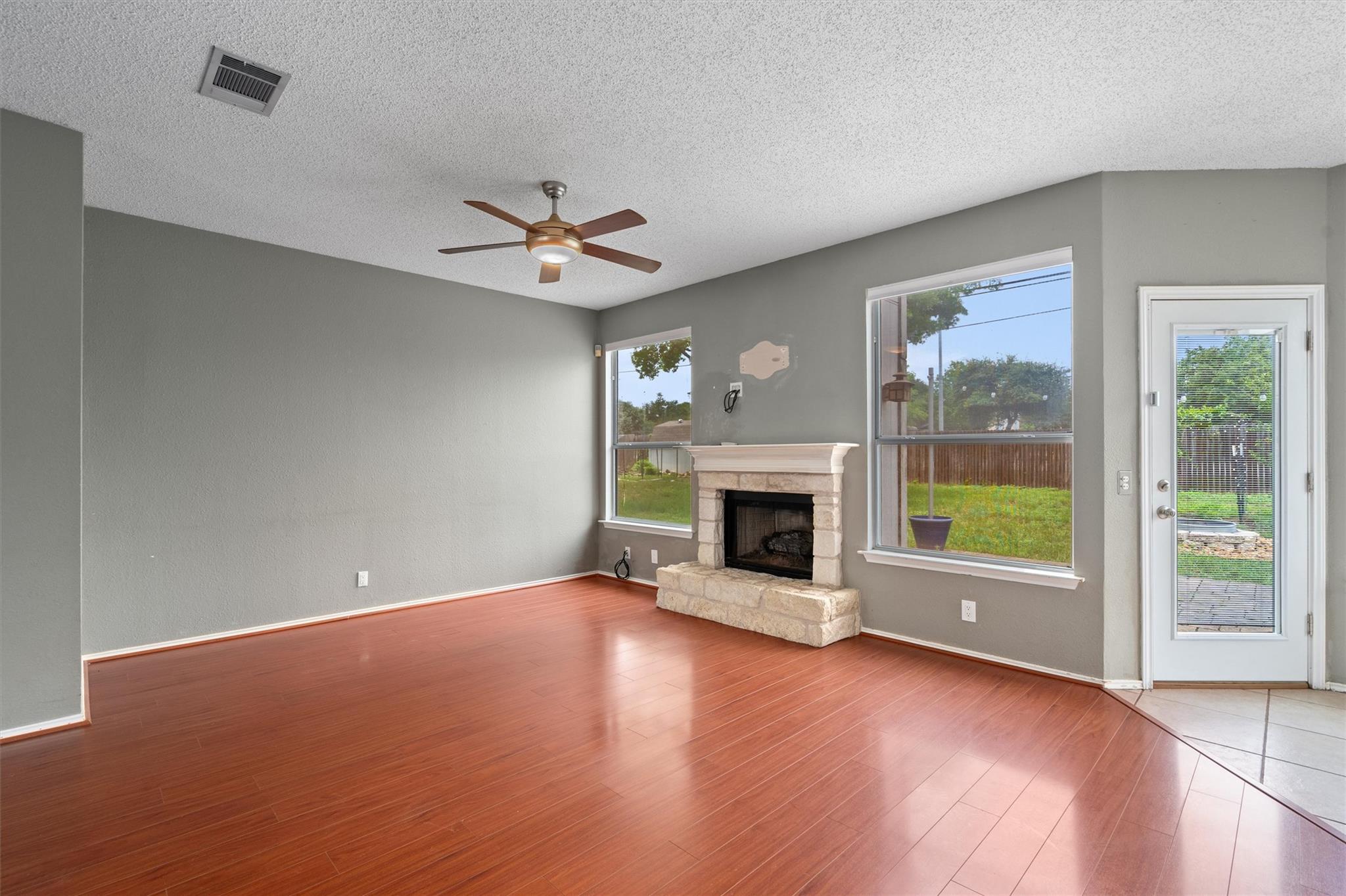 1708 Bengal Dr, Round Rock, TX 78664