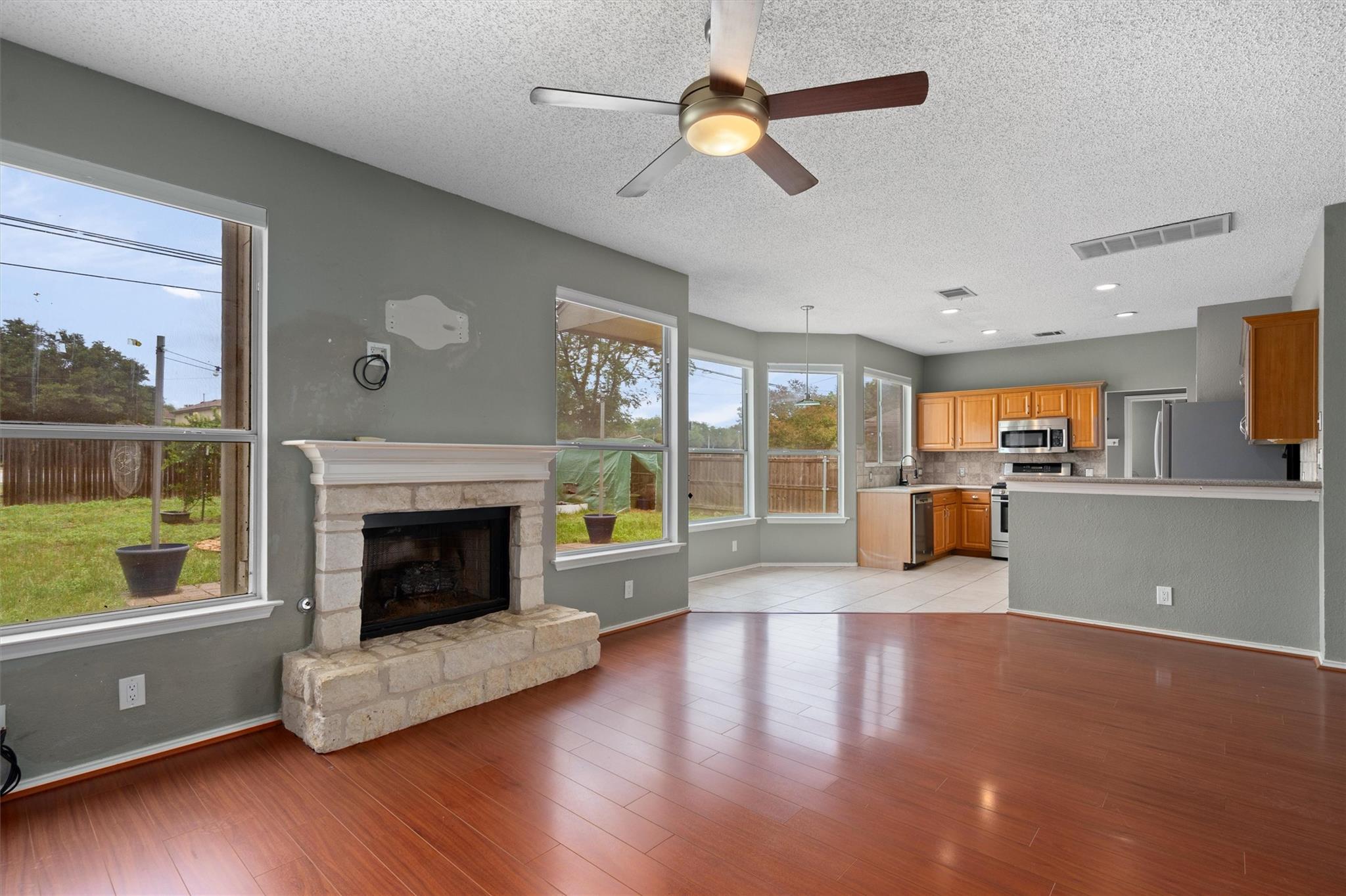 1708 Bengal Dr, Round Rock, TX 78664
