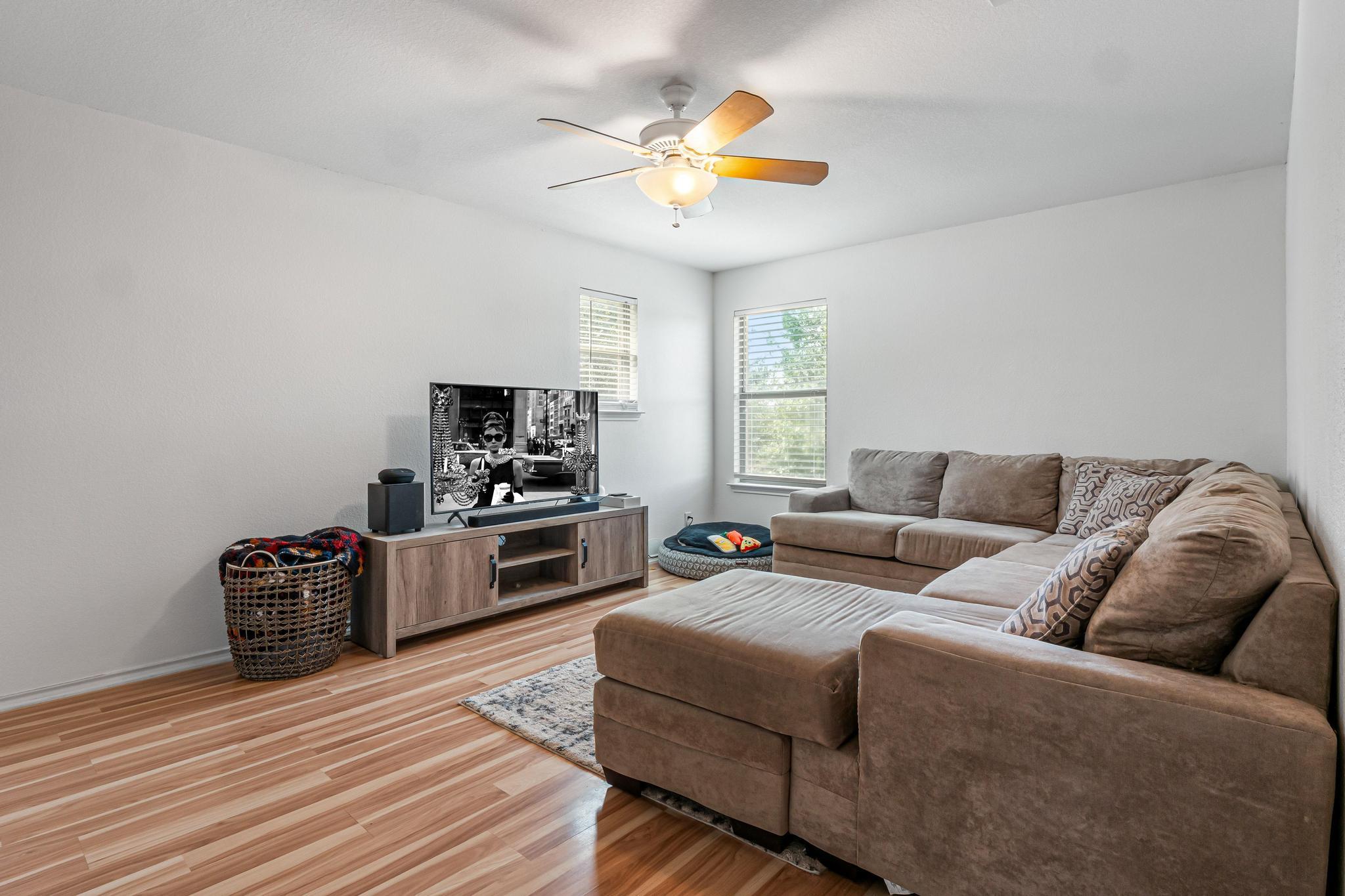 8936 Milton Lease Dr, Austin, TX 78747