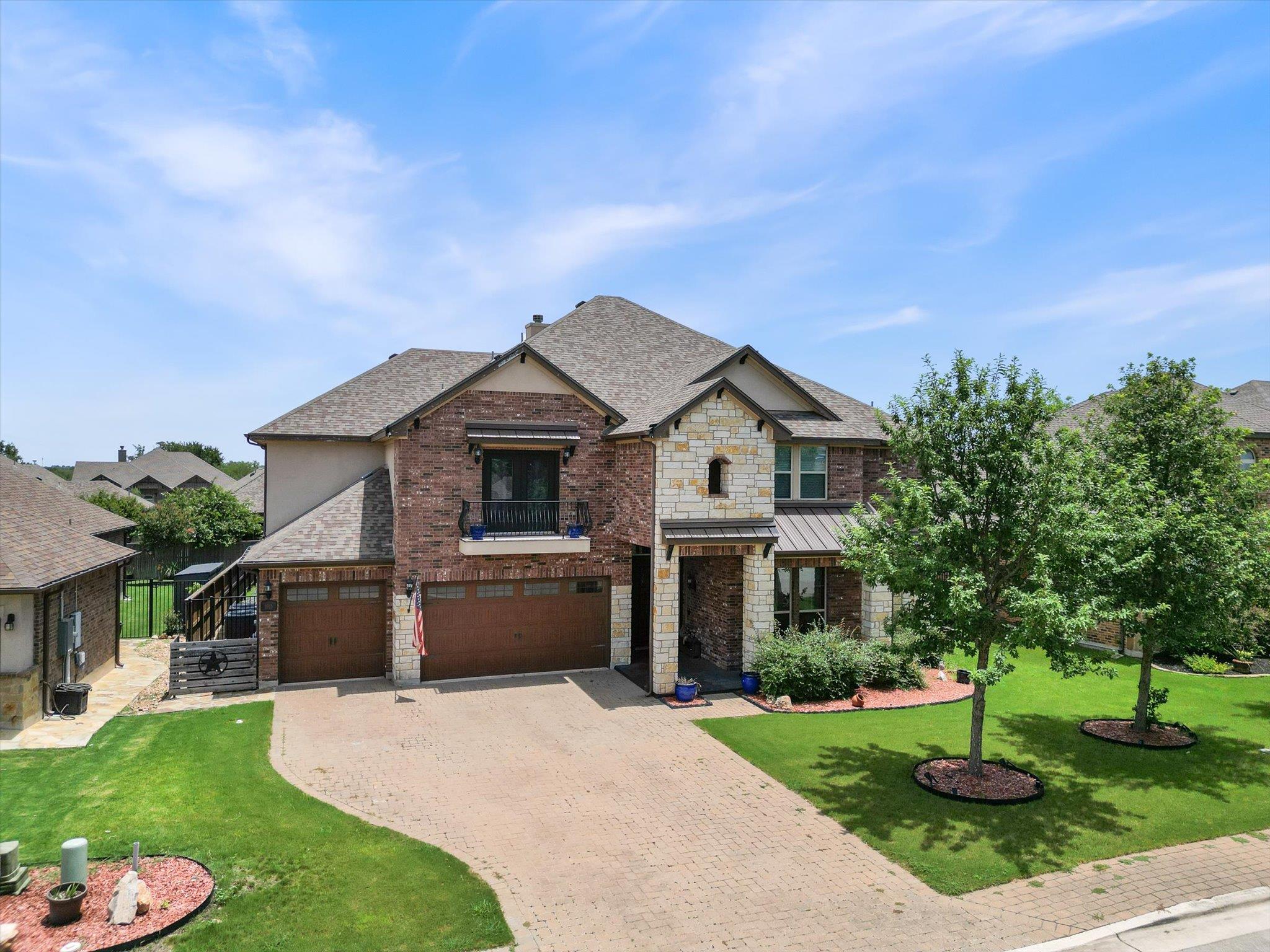 1915 Los Santos Dr, San Marcos, TX 78666