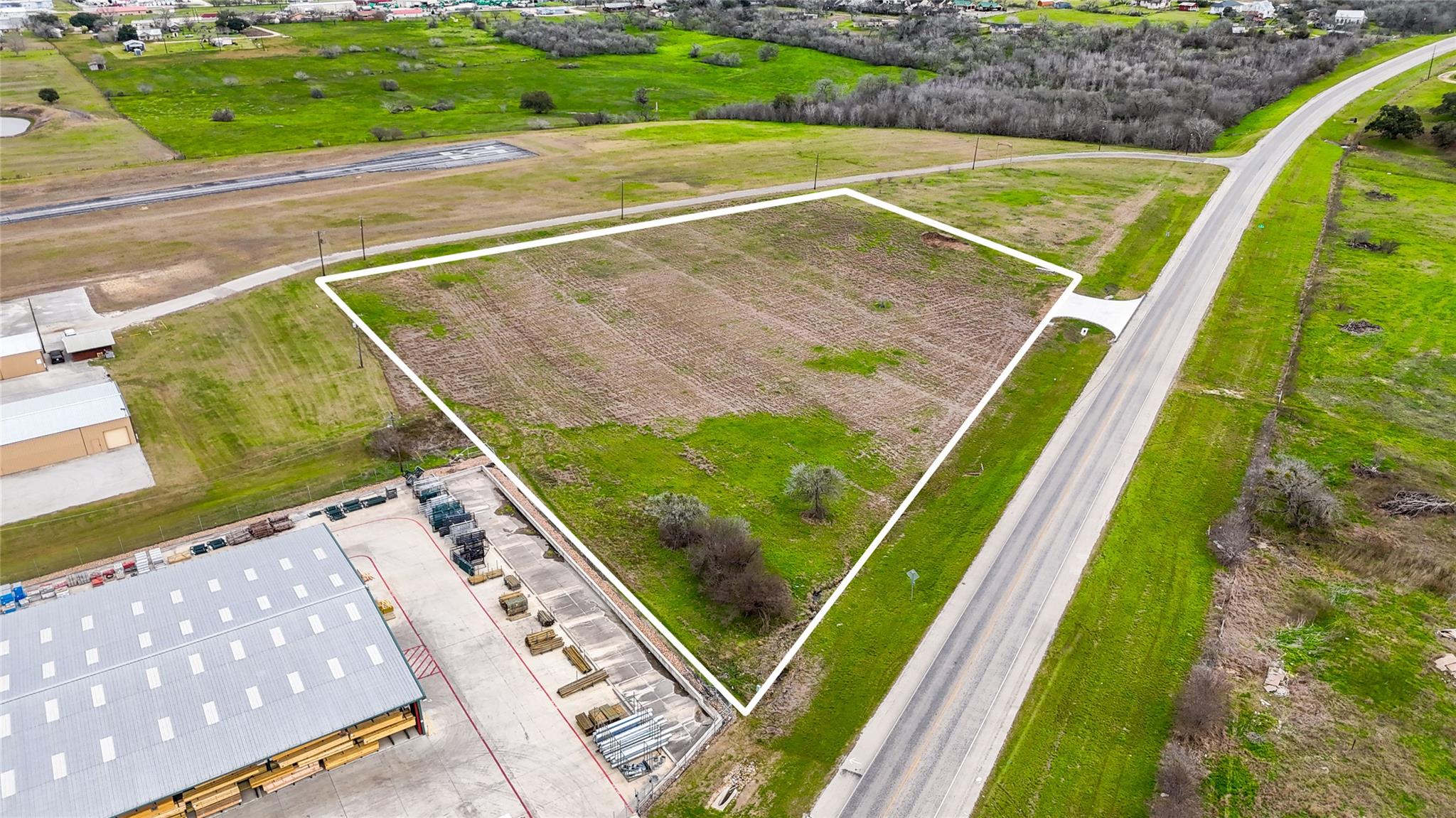 2700 Us-183, Gonzales, TX 78629