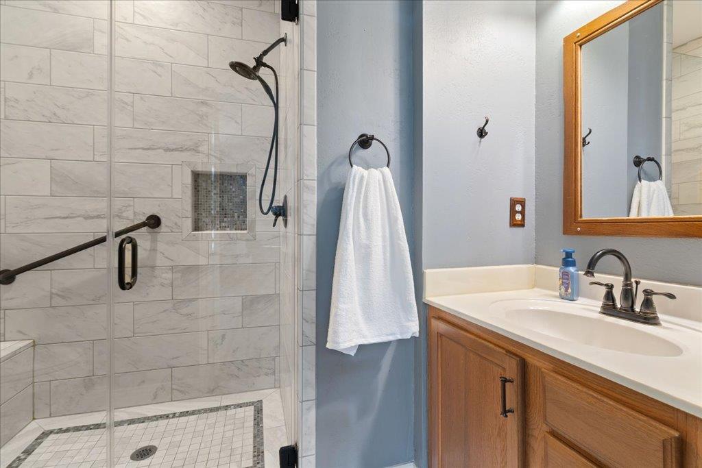 8008 Verbank Villa Dr, Austin, TX 78747