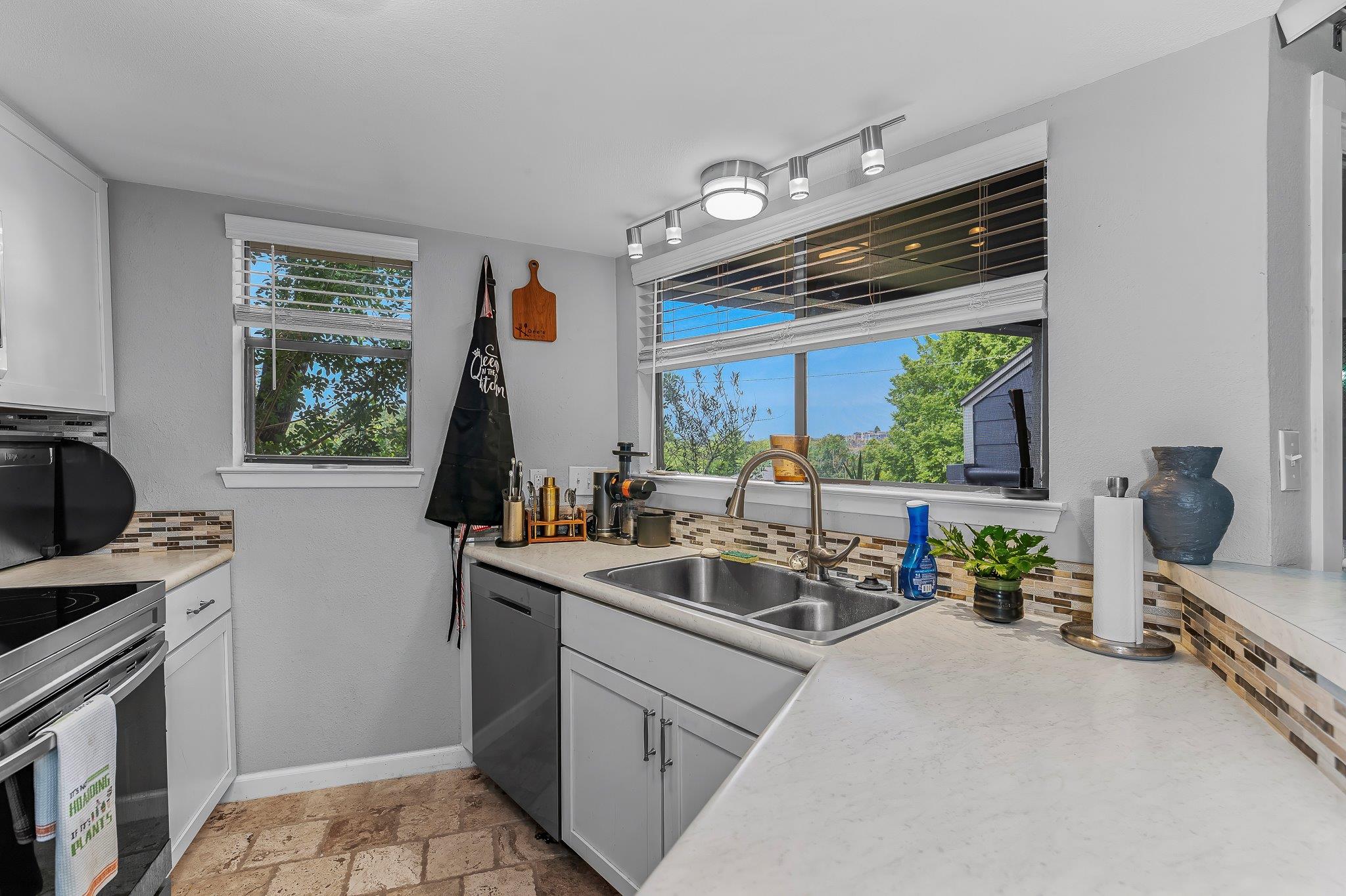 2500 Burleson Rd # 621, Austin, TX 78741