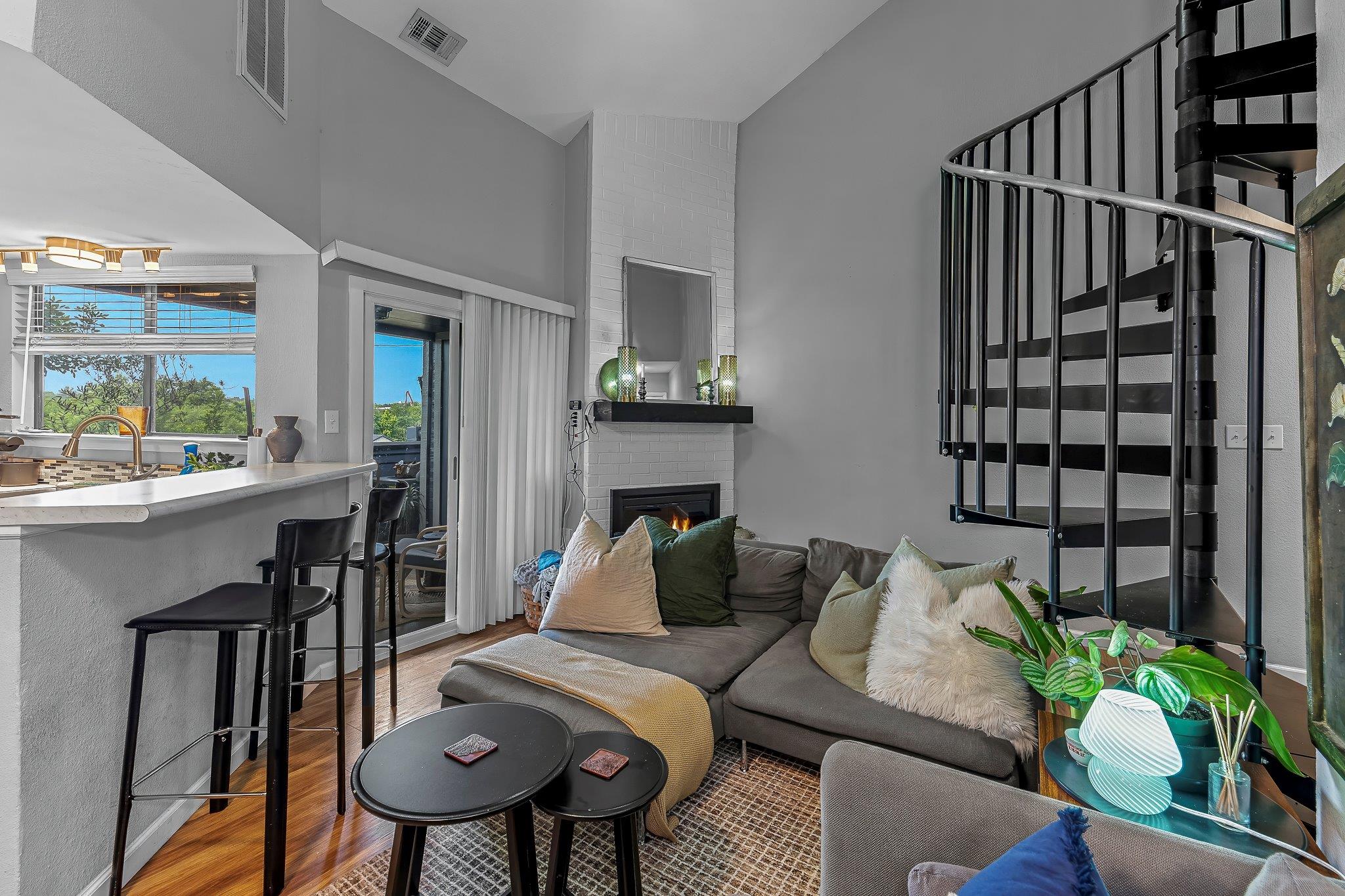 2500 Burleson Rd # 621, Austin, TX 78741