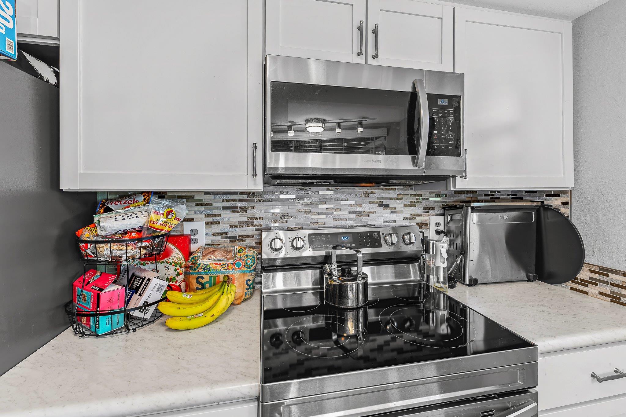 2500 Burleson Rd # 621, Austin, TX 78741