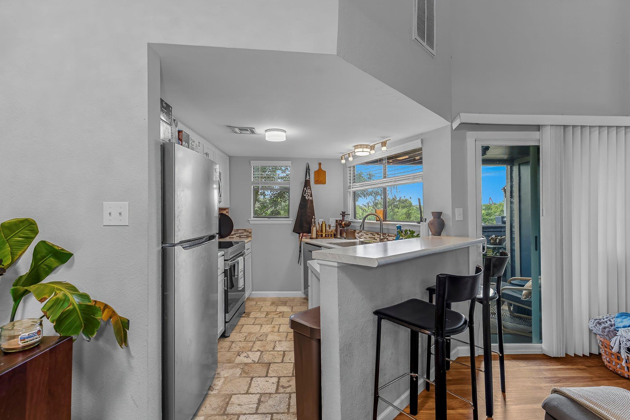 2500 Burleson Rd # 621, Austin, TX 78741