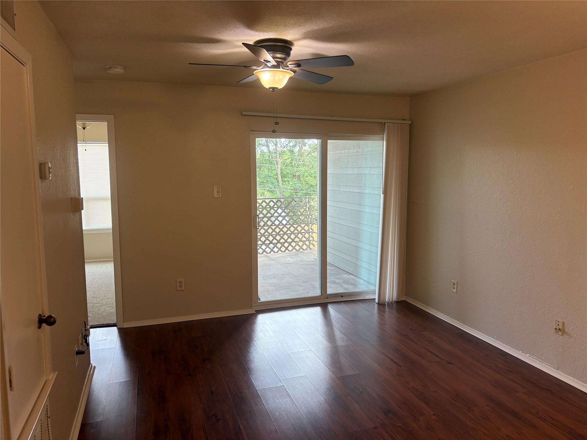 1514 Parker Ln # 104, Austin, TX 78741