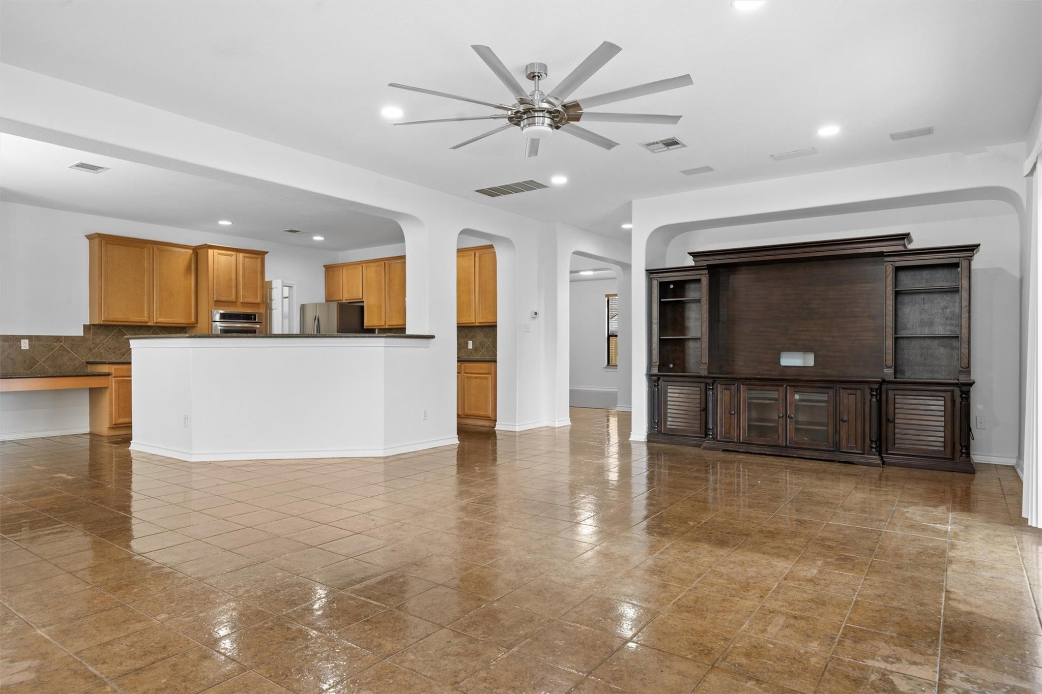 605 Whistlers Walk Trl, Cedar Park, TX 78613