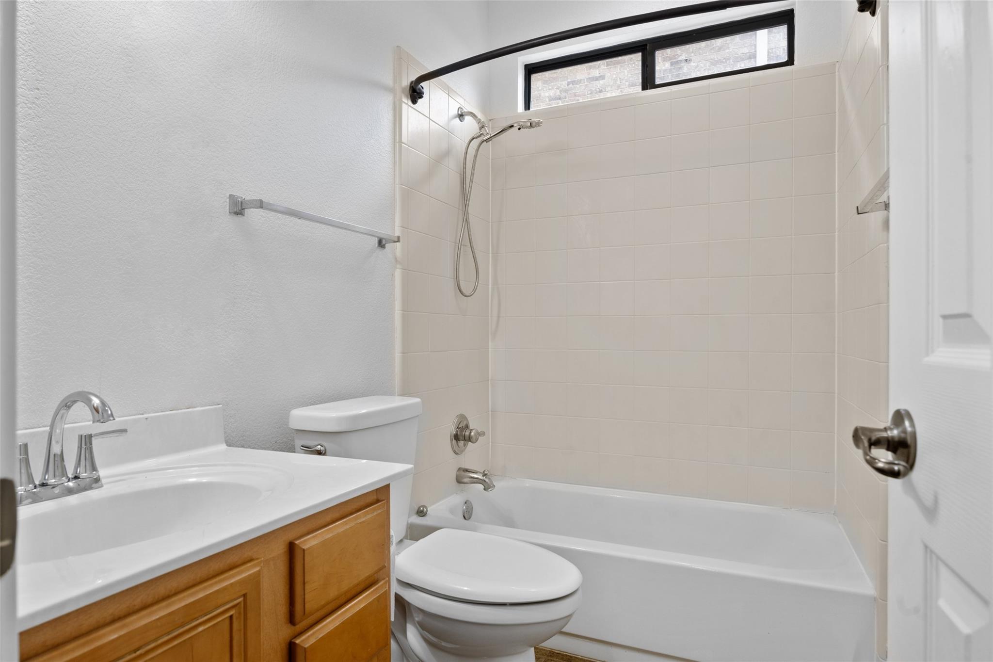 605 Whistlers Walk Trl, Cedar Park, TX 78613