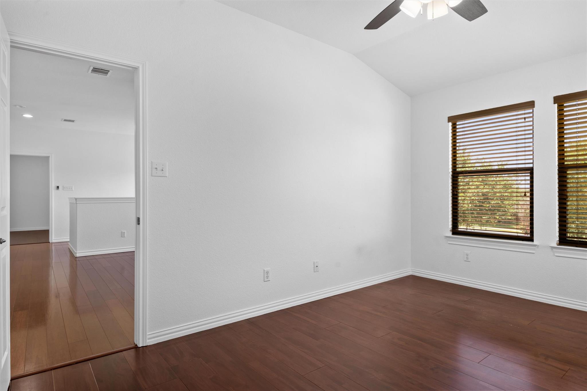605 Whistlers Walk Trl, Cedar Park, TX 78613