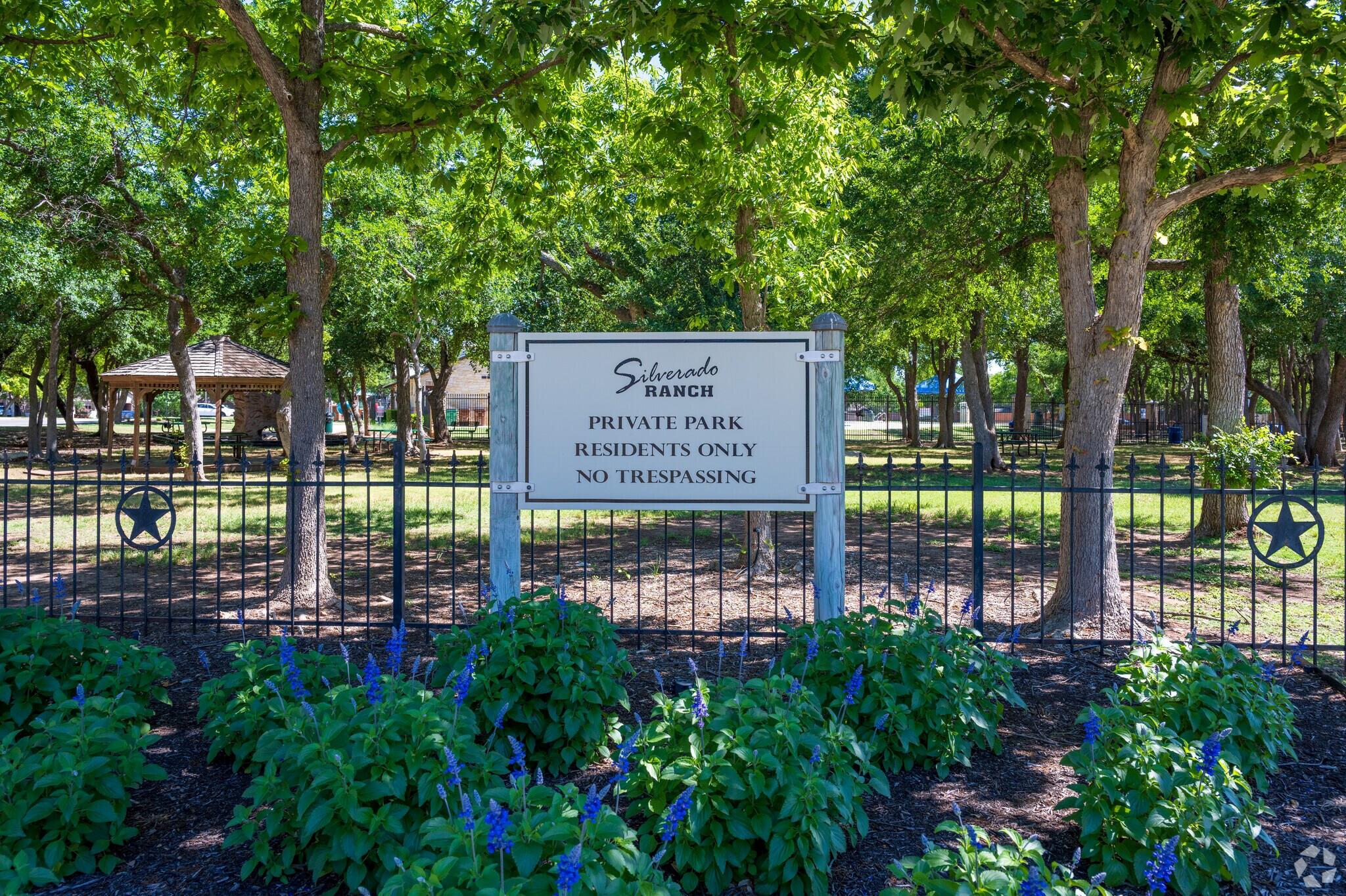 605 Whistlers Walk Trl, Cedar Park, TX 78613