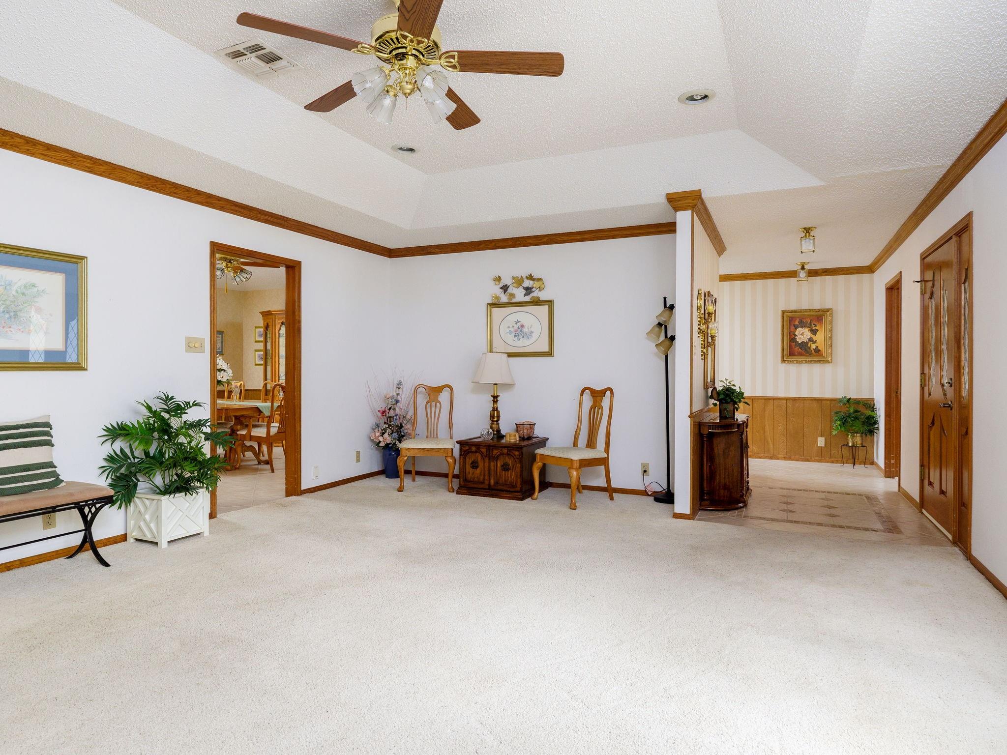 704 Enfield Rd, Rockdale, TX 76567