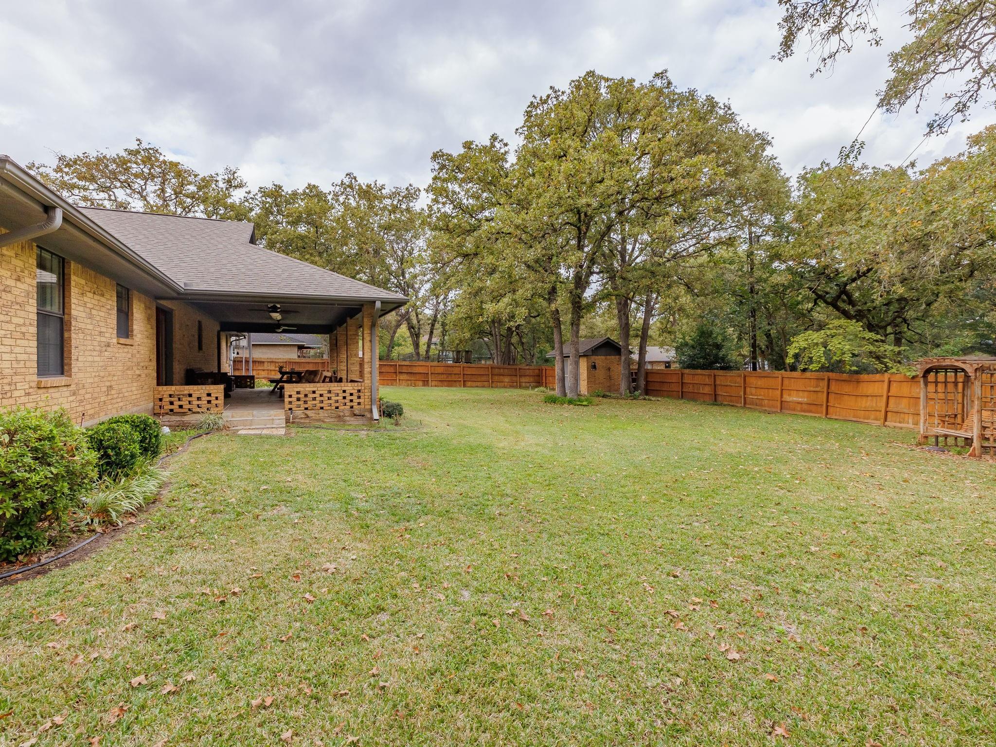 704 Enfield Rd, Rockdale, TX 76567