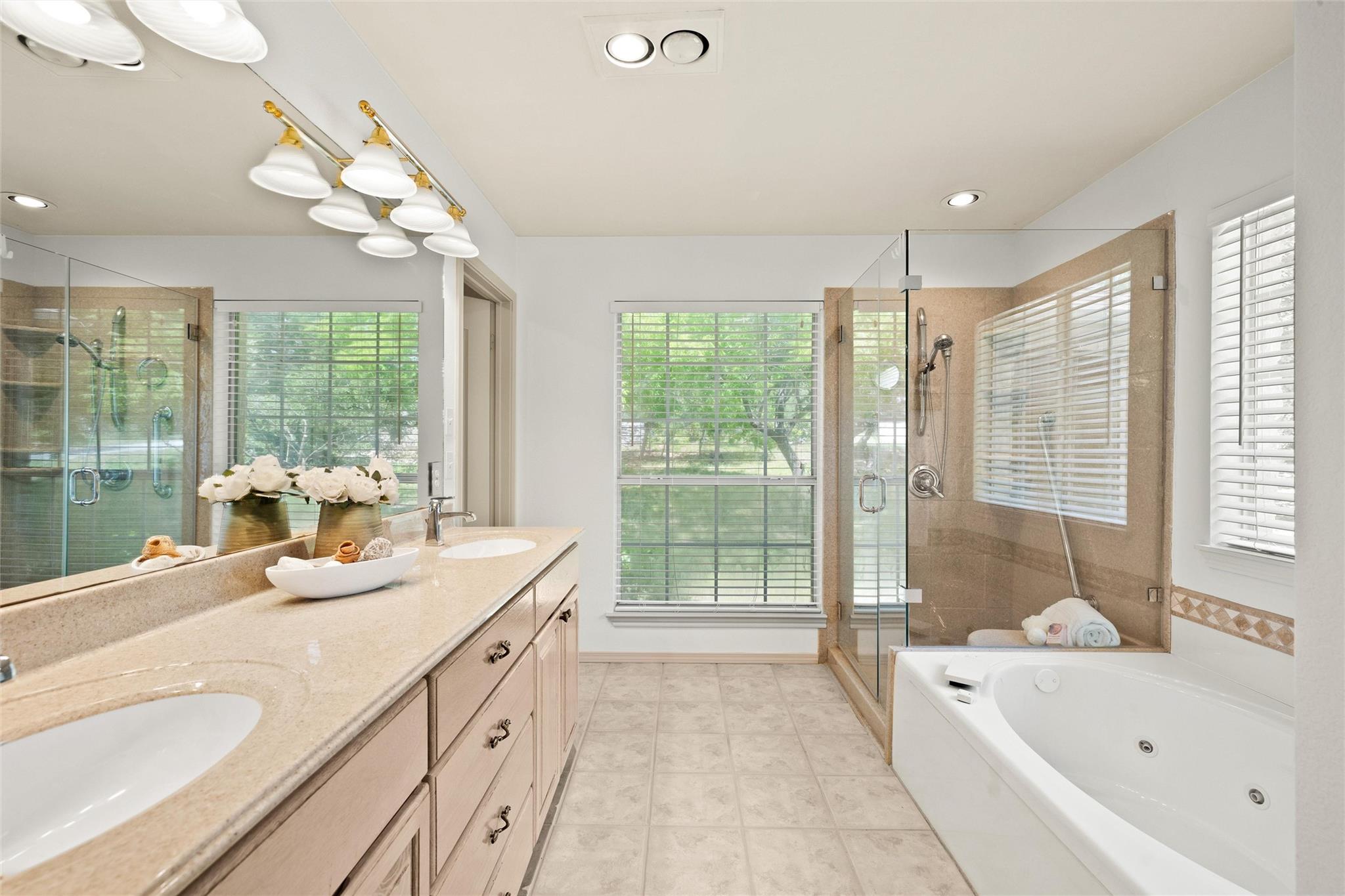 250 Brunson Ln, Wimberley, TX 78676