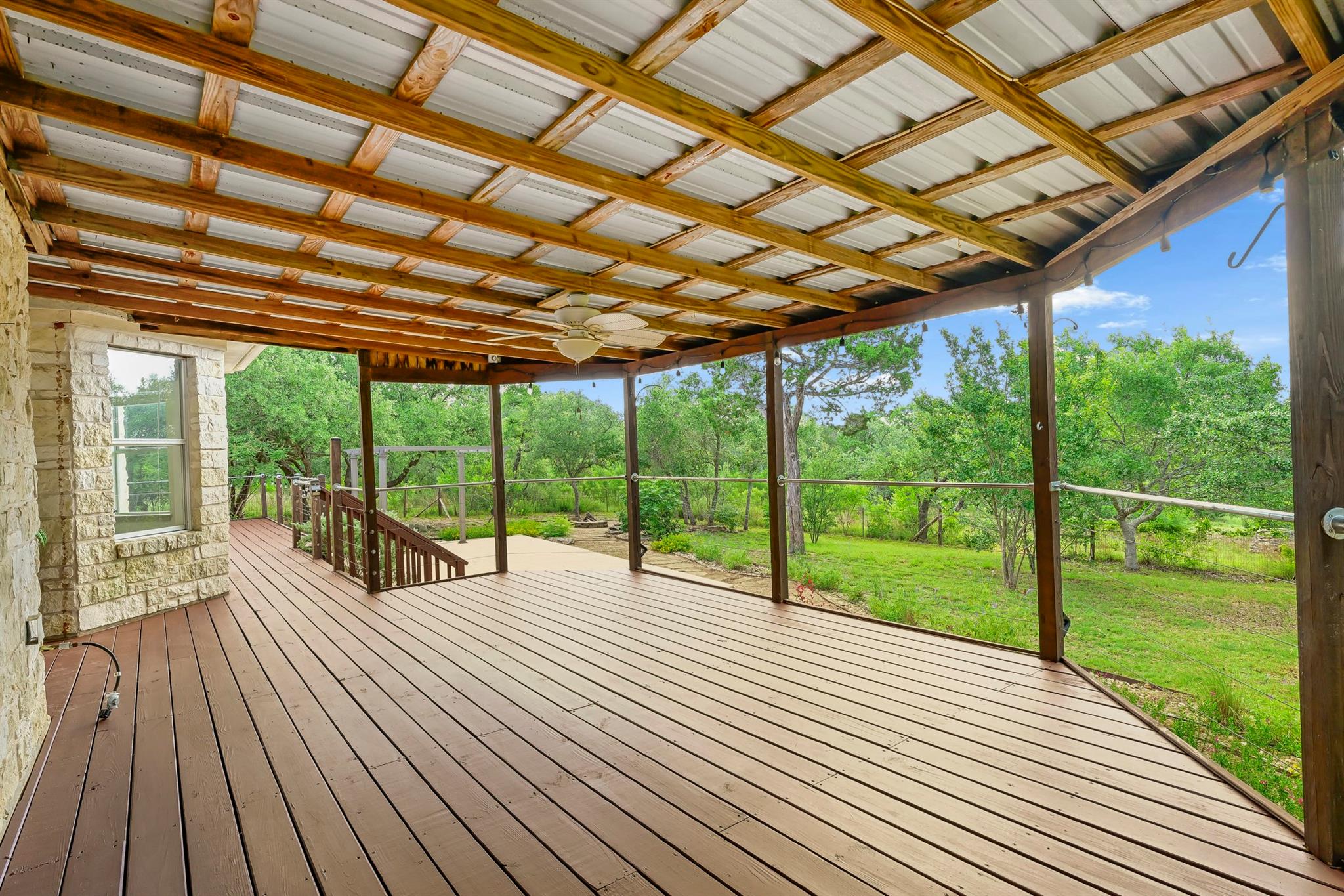 250 Brunson Ln, Wimberley, TX 78676