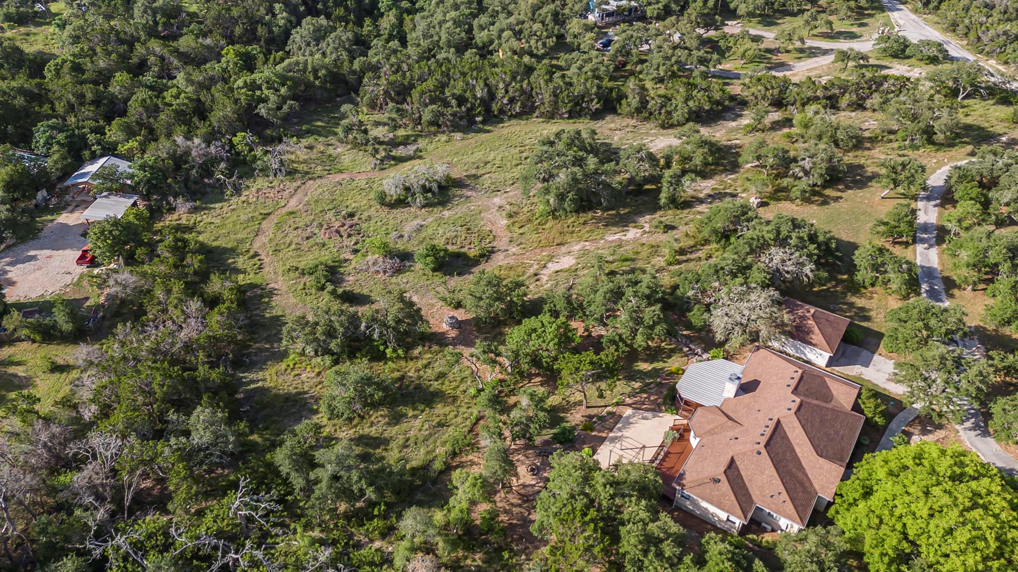 250 Brunson Ln, Wimberley, TX 78676