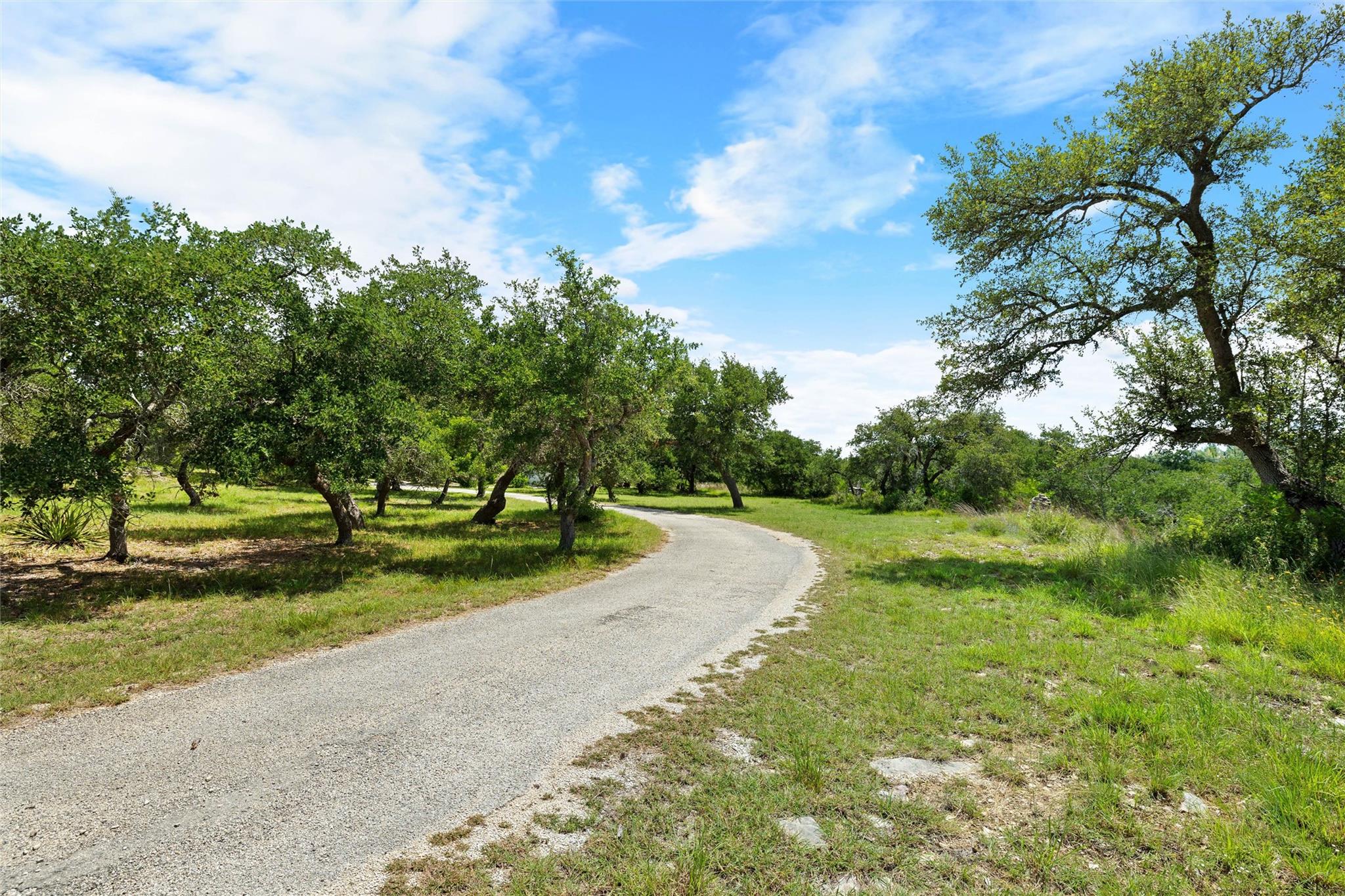 250 Brunson Ln, Wimberley, TX 78676