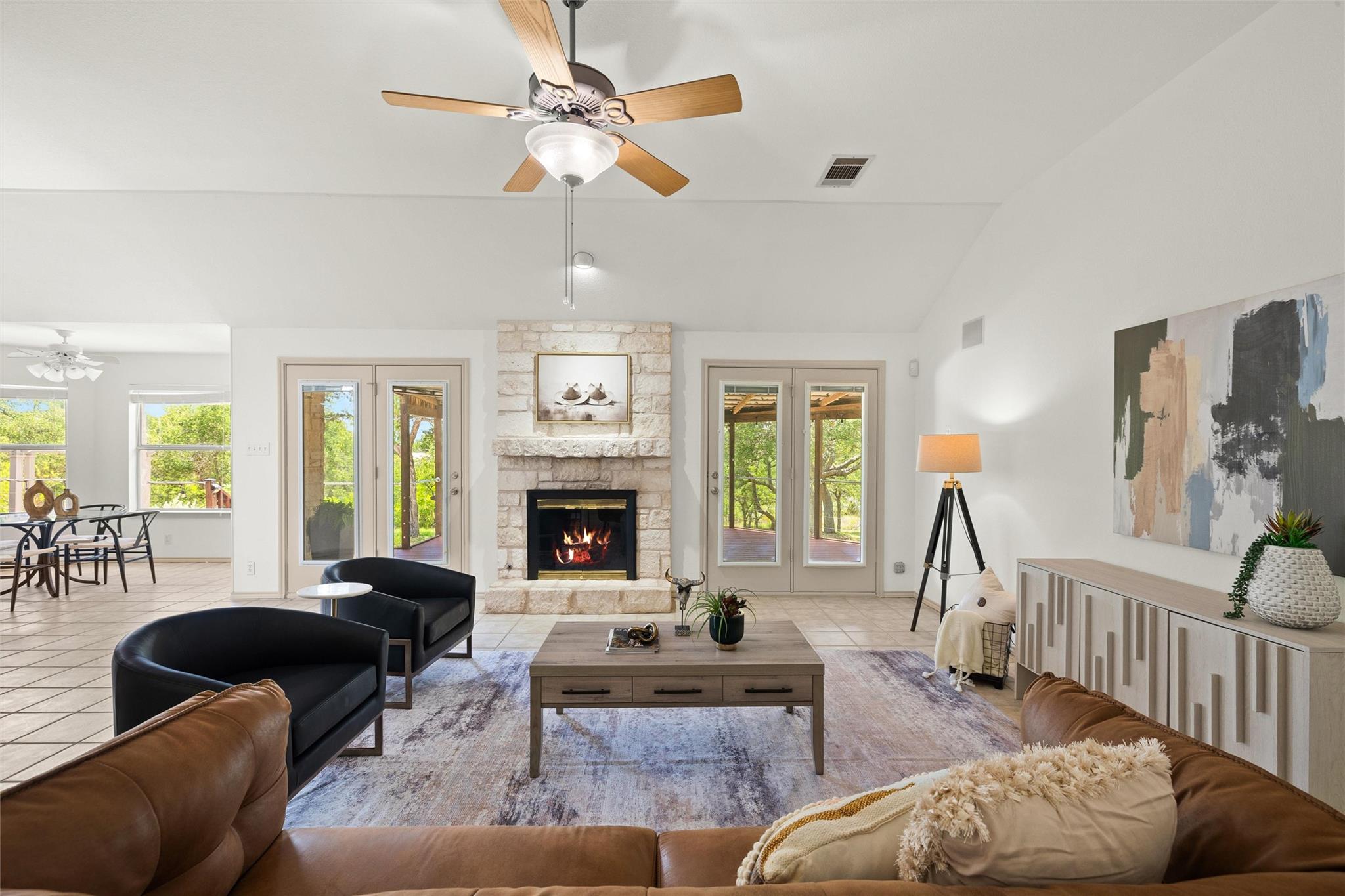 250 Brunson Ln, Wimberley, TX 78676
