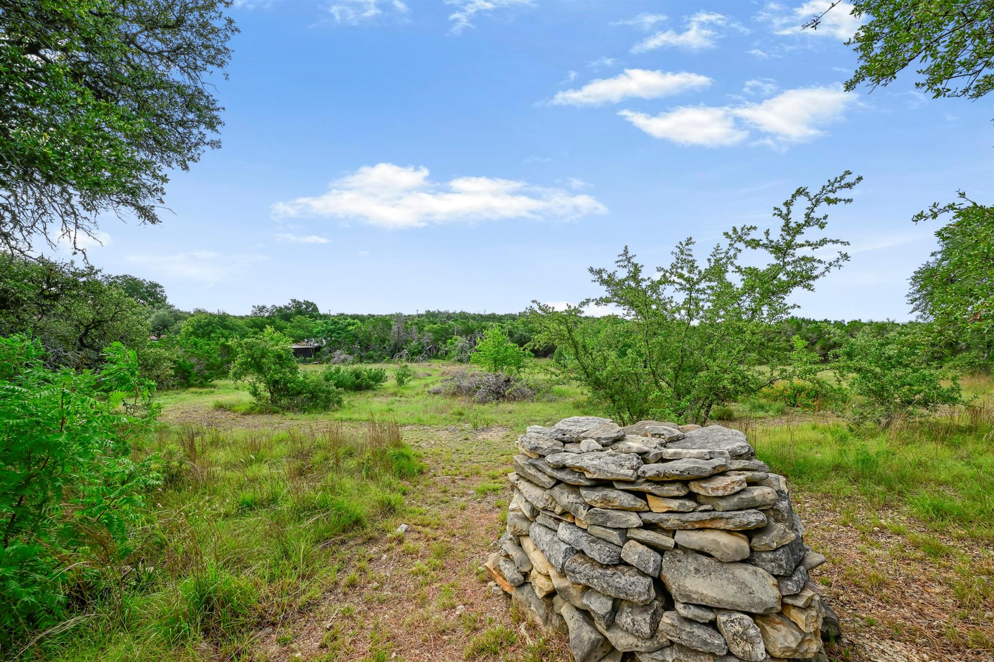 250 Brunson Ln, Wimberley, TX 78676