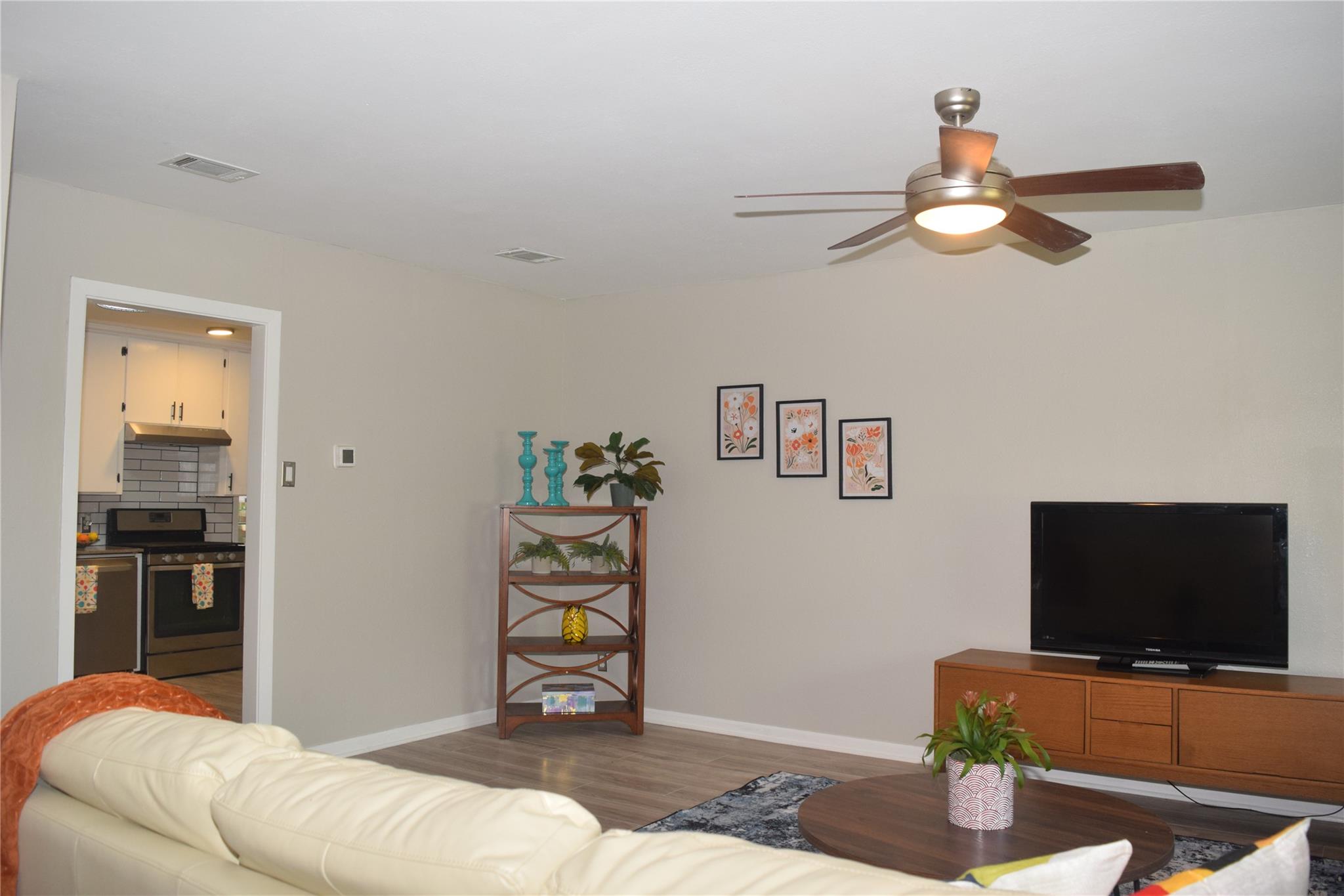 1909 Northridge Dr, Austin, TX 78723