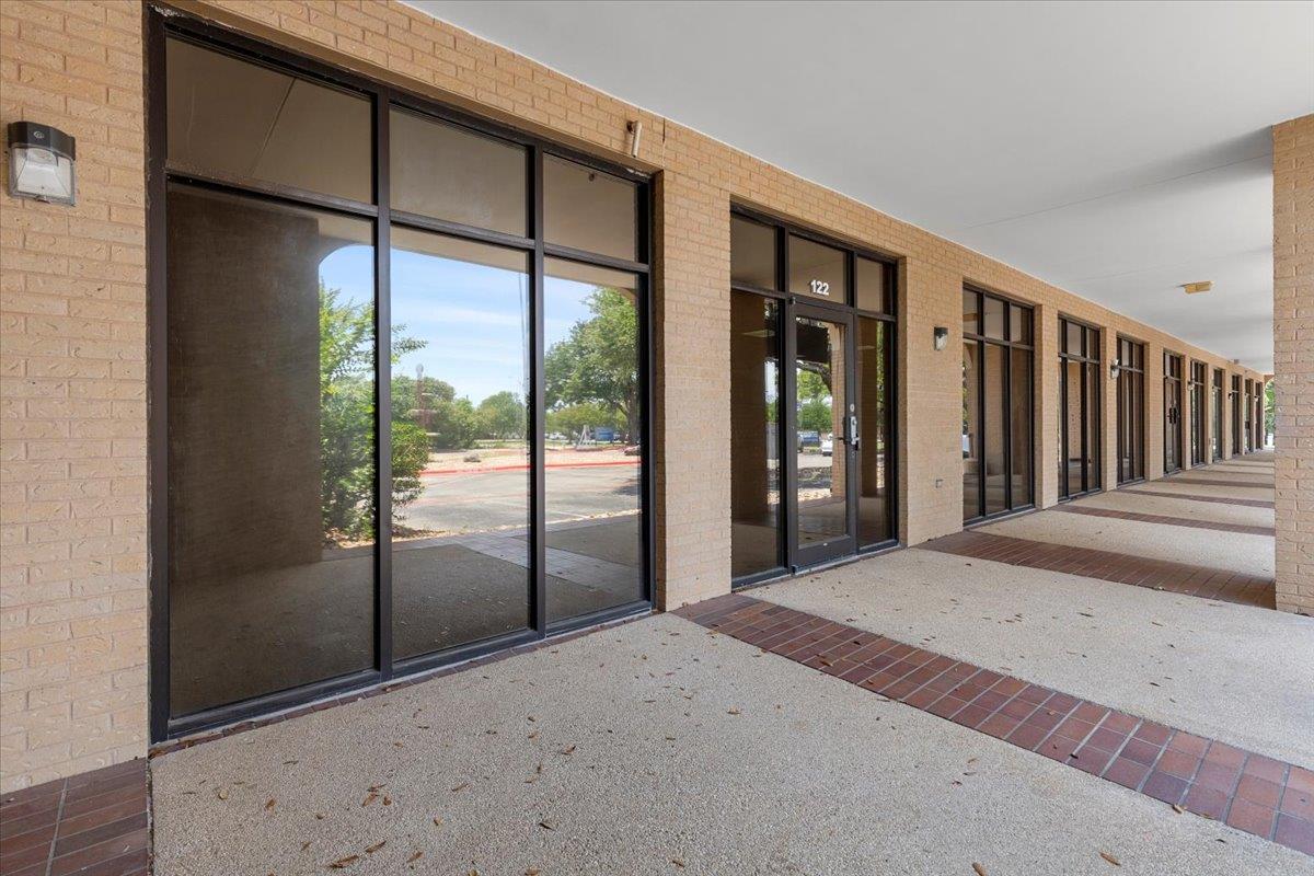 16333 S Great Oaks Dr # 122, Round Rock, TX 78681