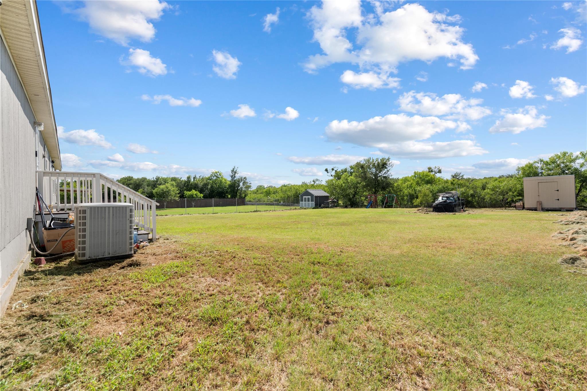 138 Milagros Dr, Cedar Creek, TX 78612