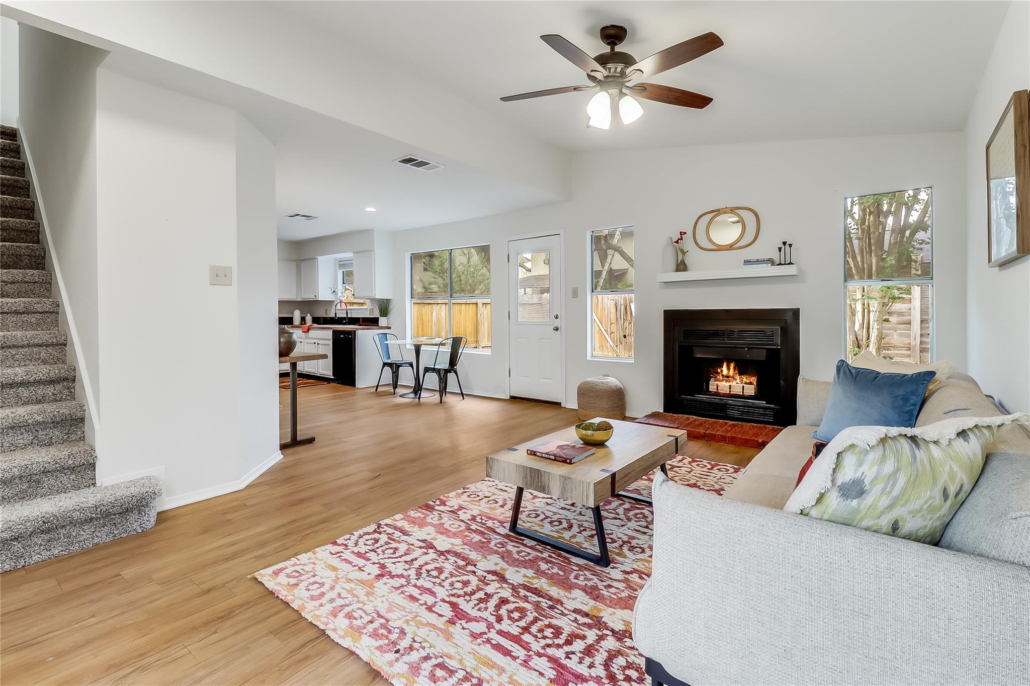 10611 Carovilli Dr, Austin, TX 78748