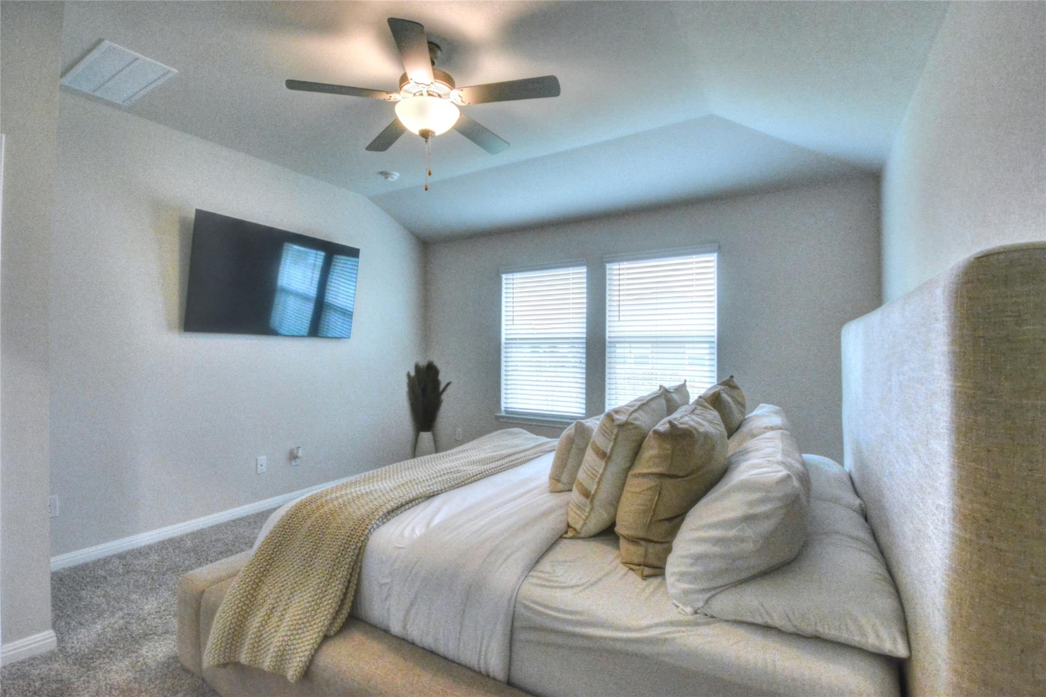 257 Fossil Dr, Kyle, TX 78640