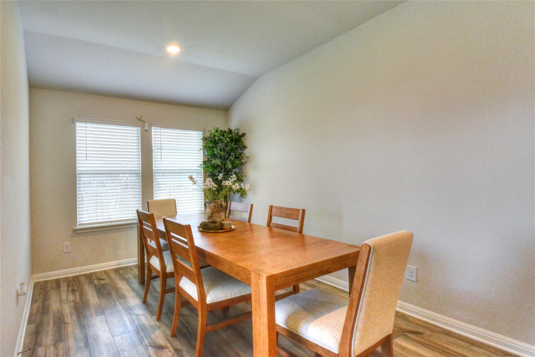 257 Fossil Dr, Kyle, TX 78640