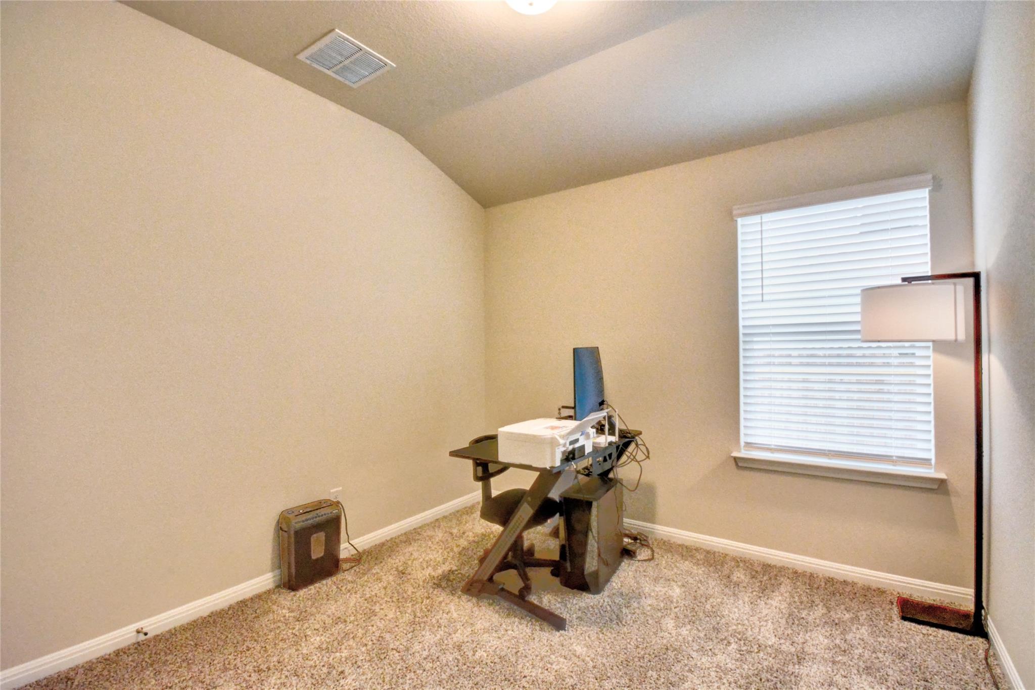 257 Fossil Dr, Kyle, TX 78640