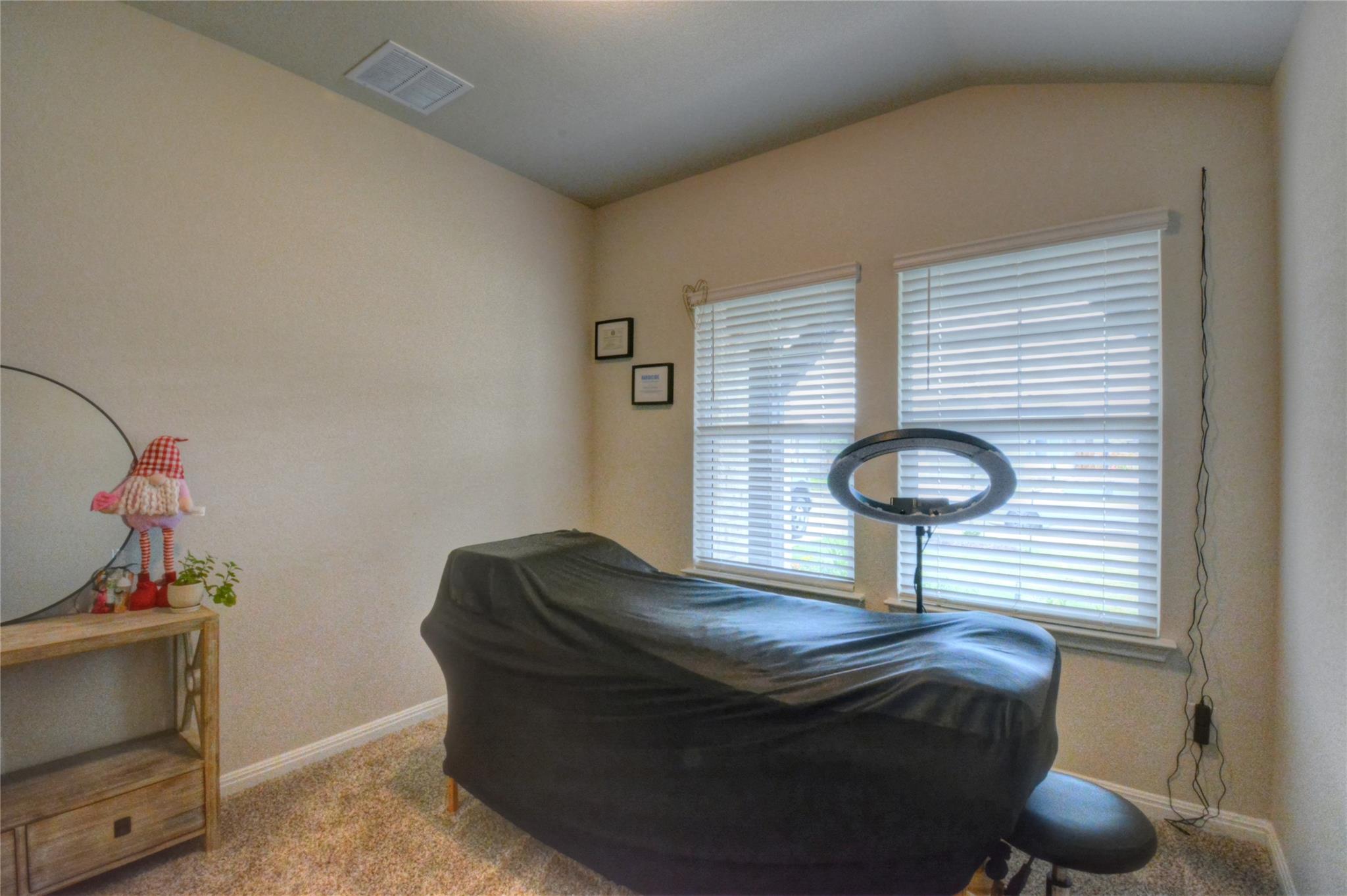 257 Fossil Dr, Kyle, TX 78640