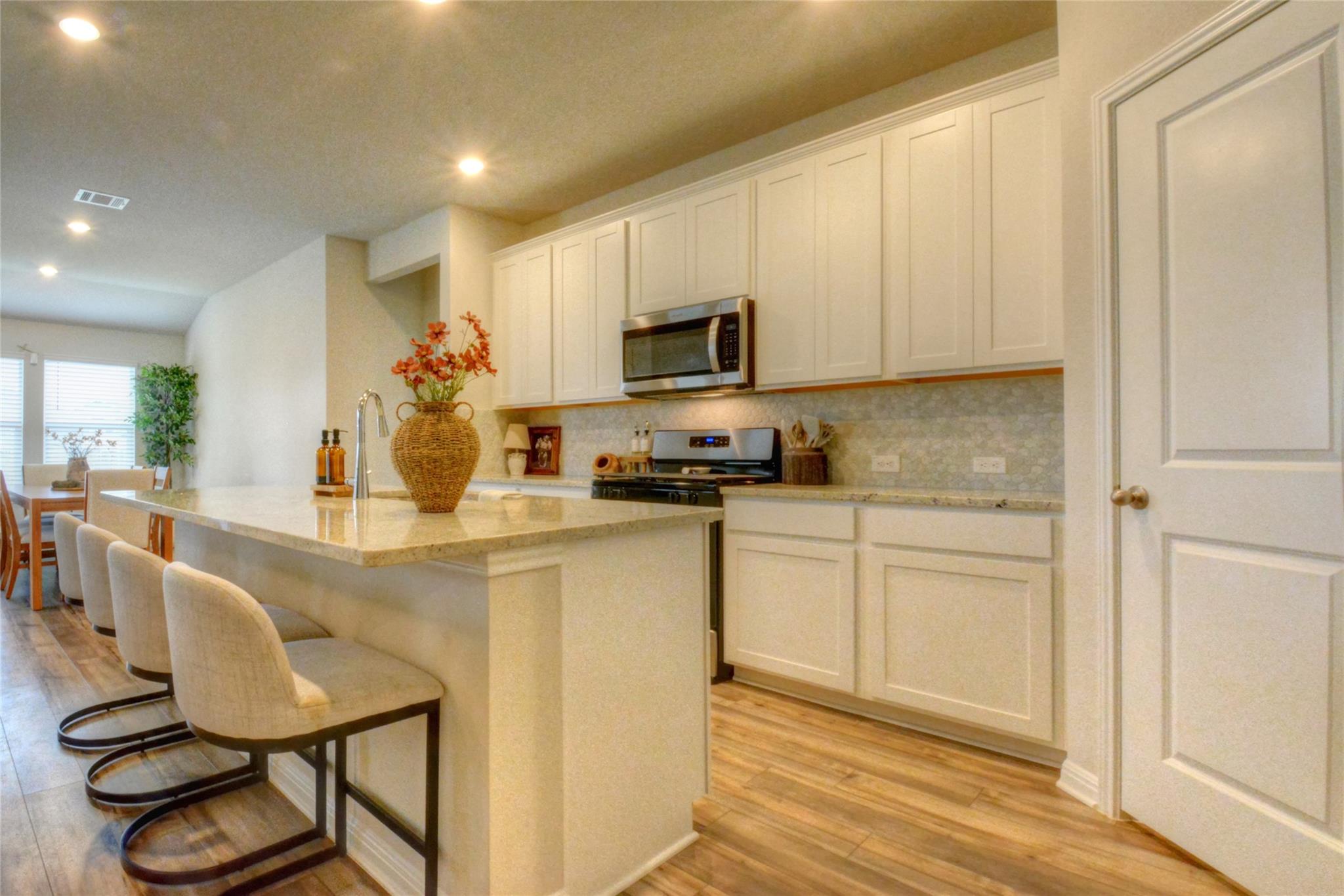 257 Fossil Dr, Kyle, TX 78640