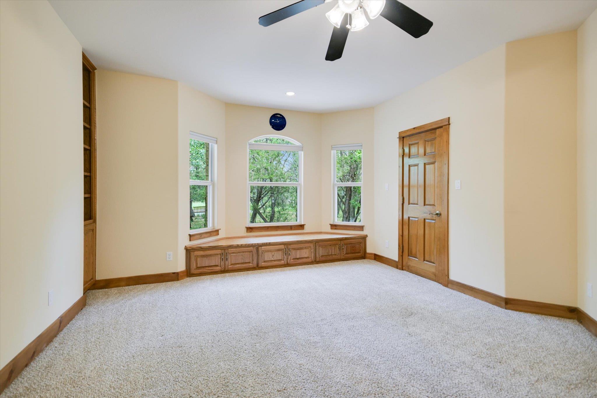 150 Story Dr, Buda, TX 78610