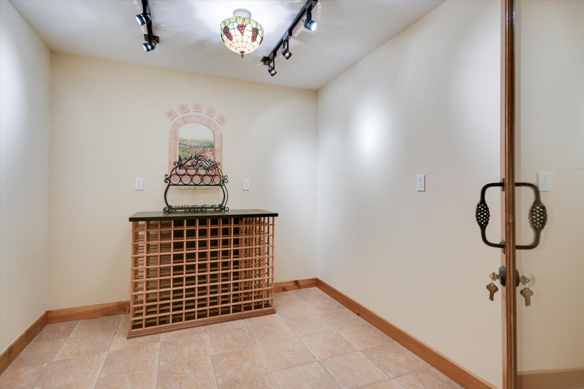 150 Story Dr, Buda, TX 78610