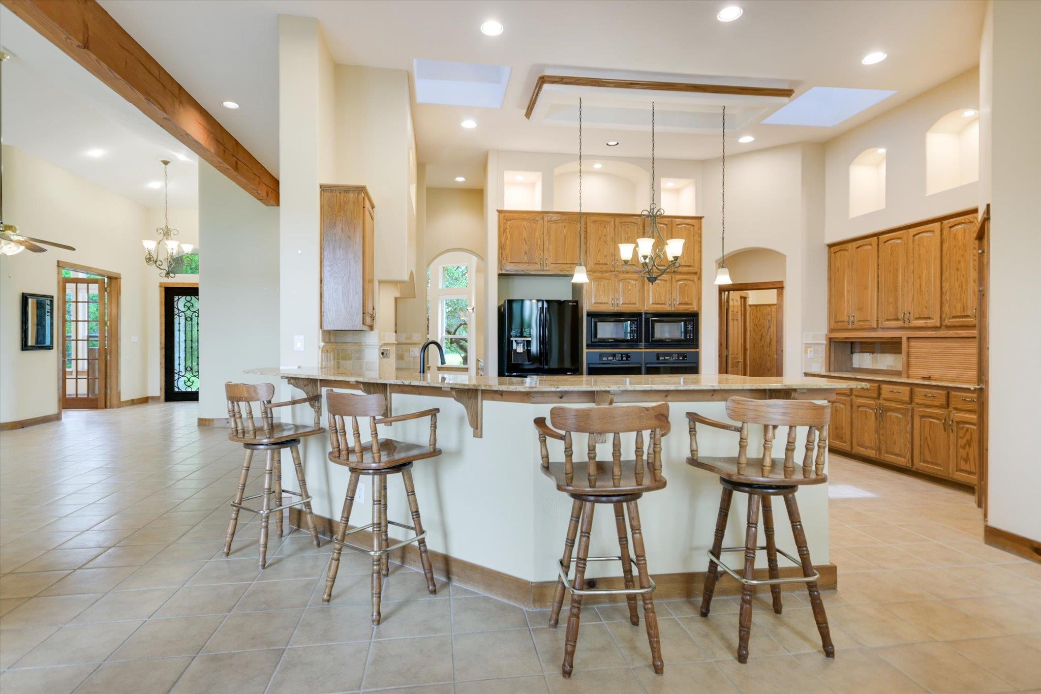 150 Story Dr, Buda, TX 78610