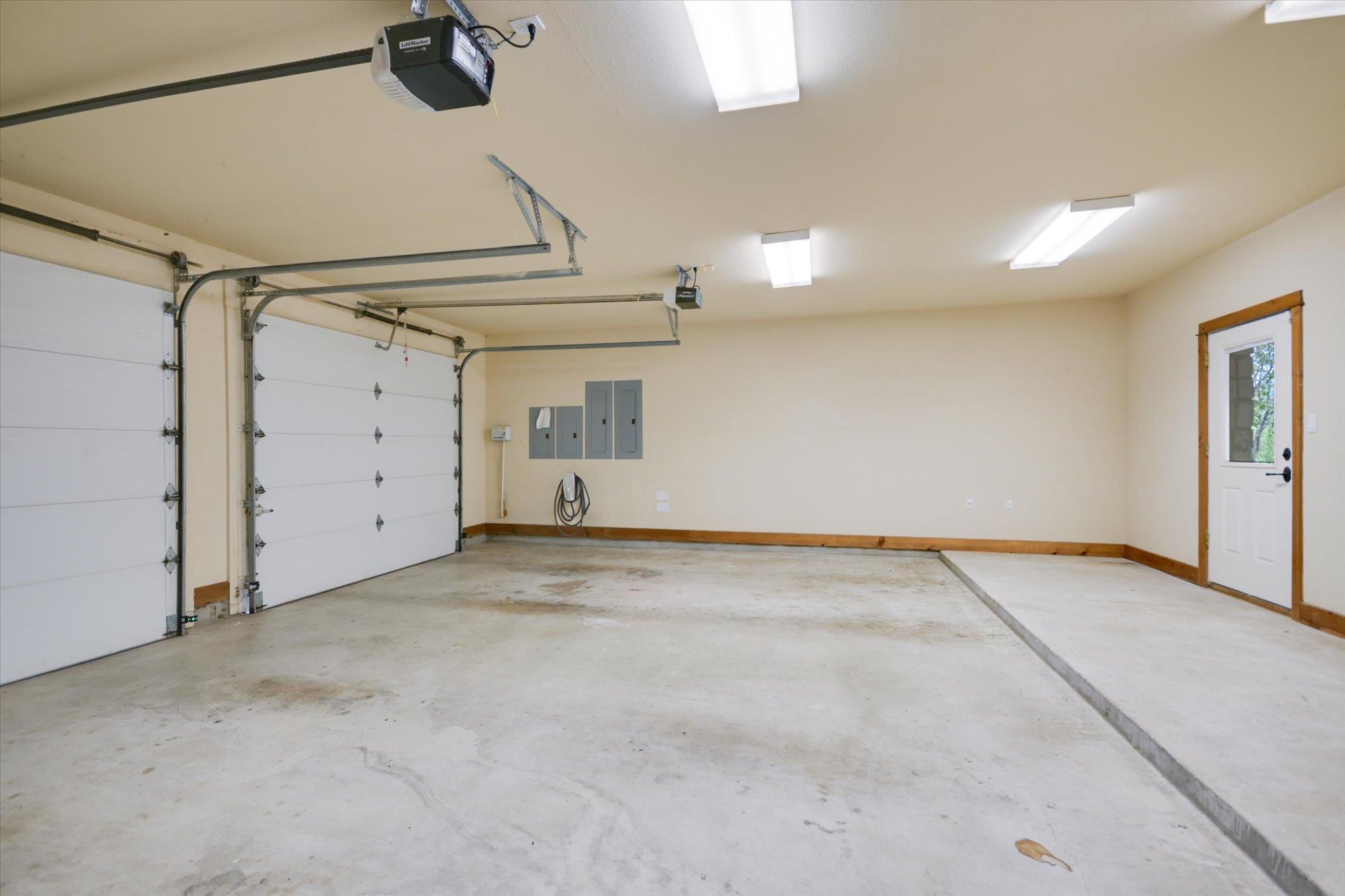 150 Story Dr, Buda, TX 78610