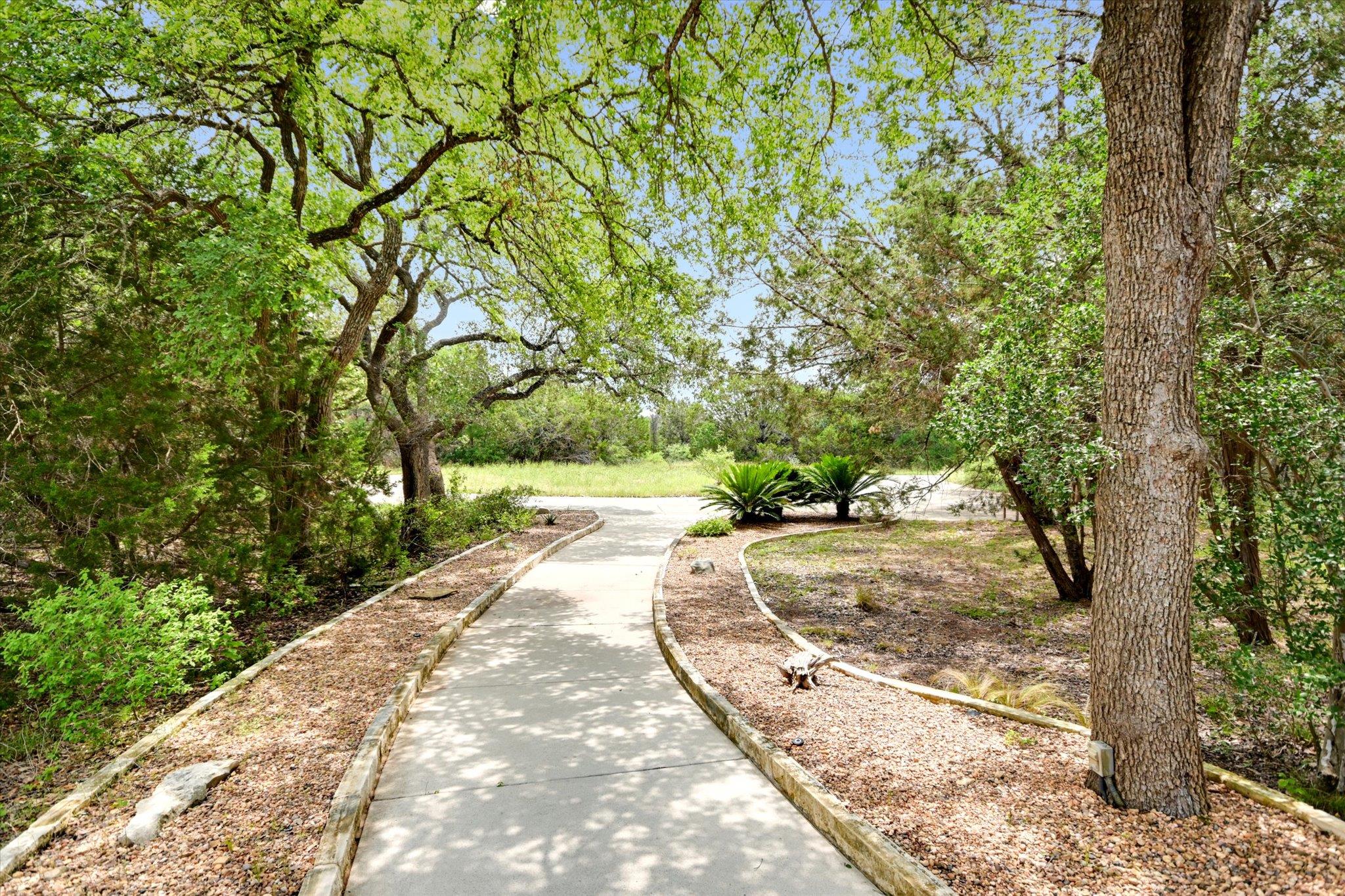 150 Story Dr, Buda, TX 78610