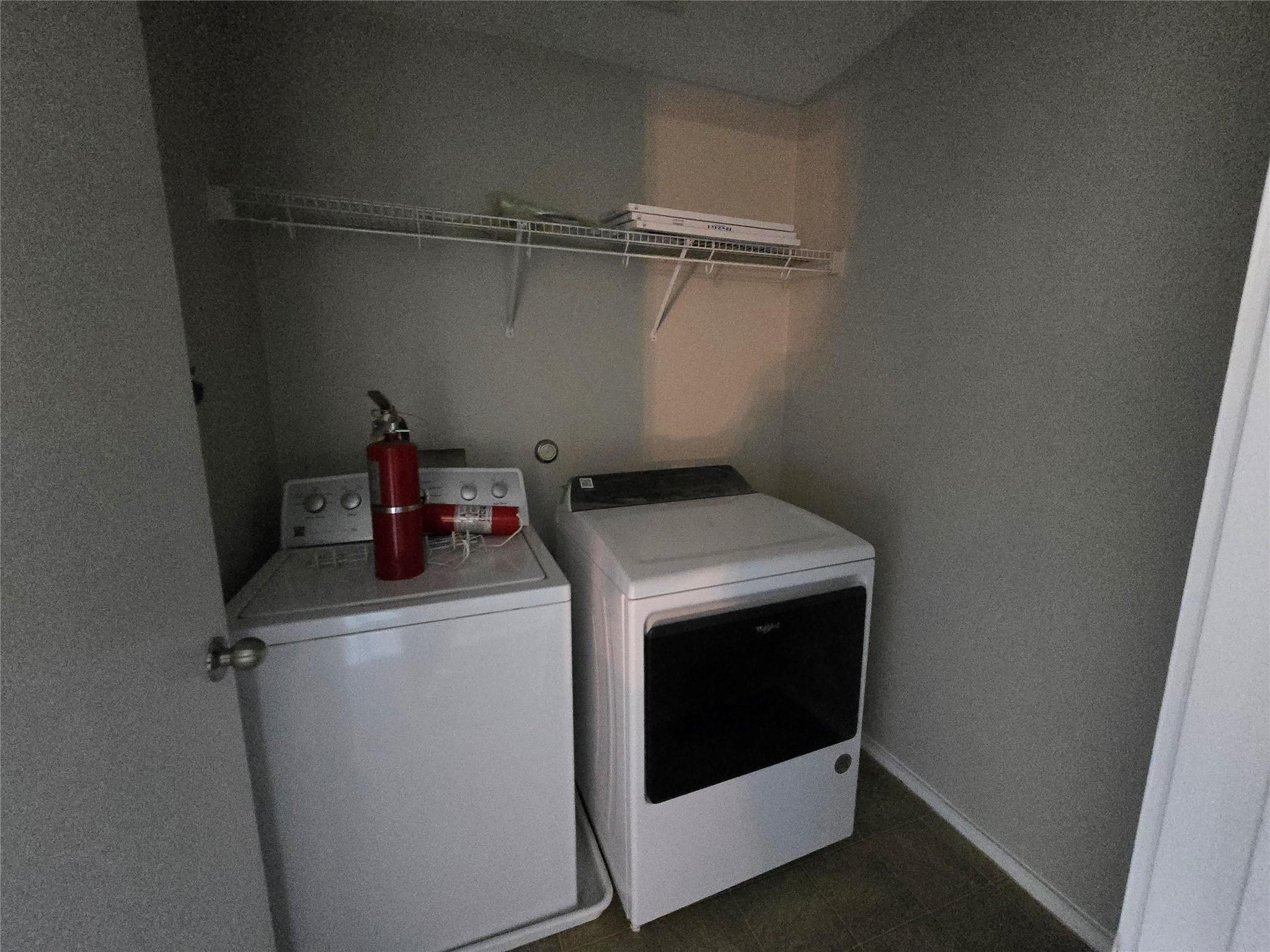 203 Wiley St, Hutto, TX 78634