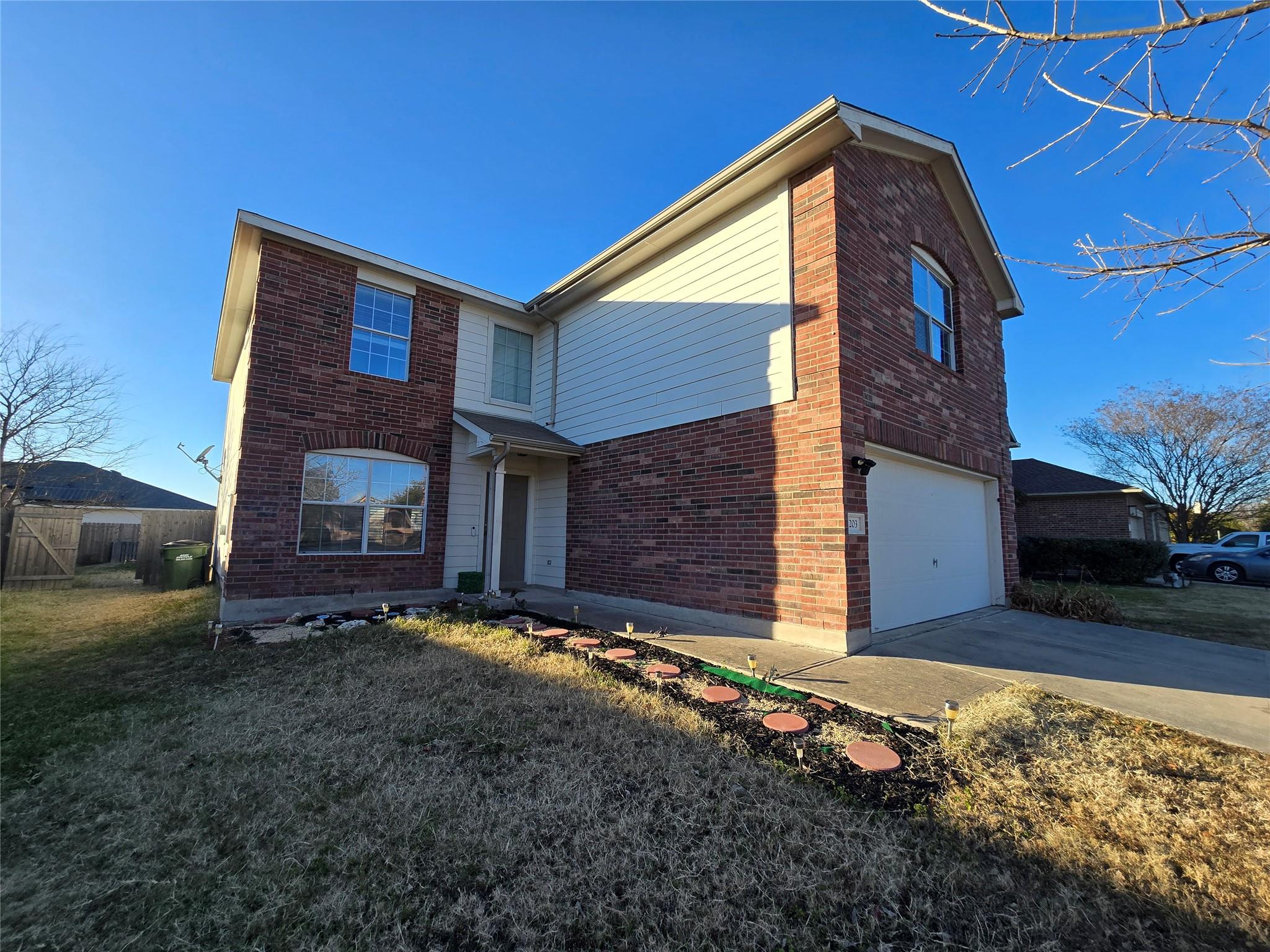 203 Wiley St, Hutto, TX 78634