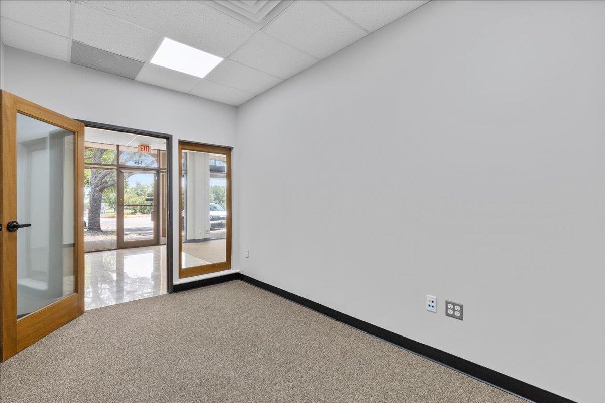 16333 S Great Oaks Dr # 145, Round Rock, TX 78681