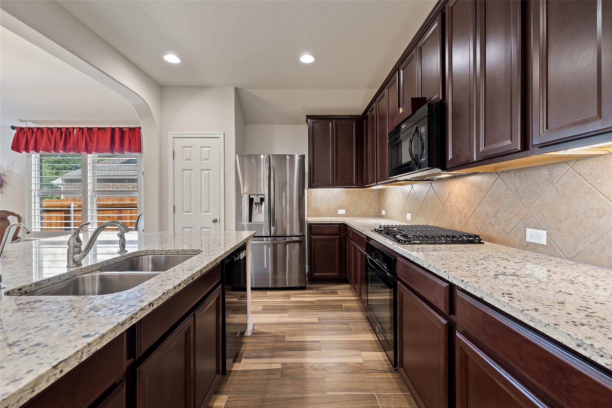 1049 Naranjo Dr, Georgetown, TX 78628