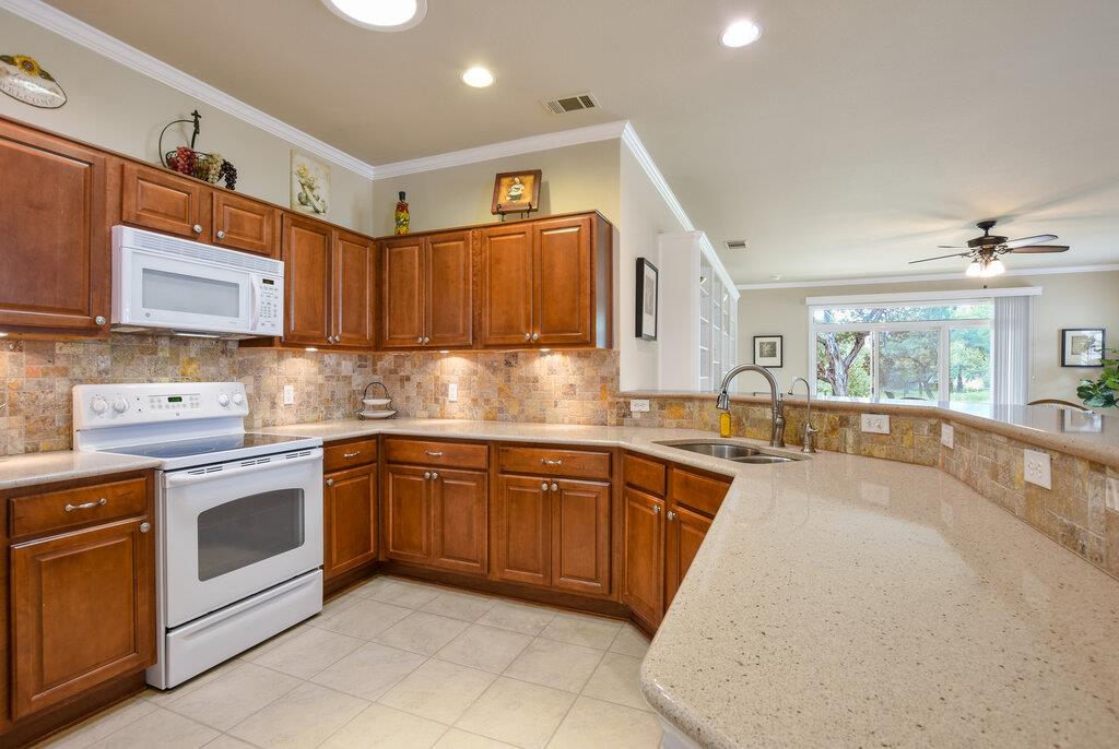 321 Summer Rd, Georgetown, TX 78633