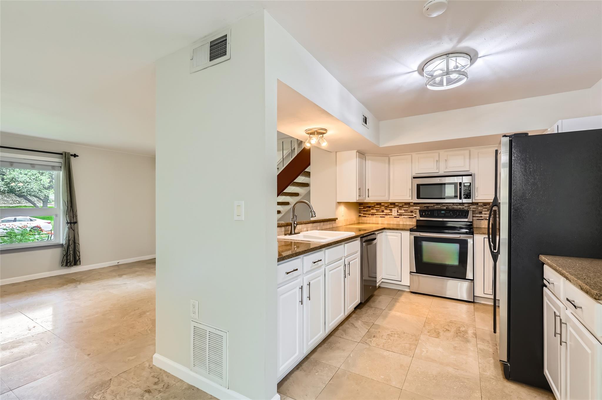 8801 Tallwood Dr # Unit B, Austin, TX 78759
